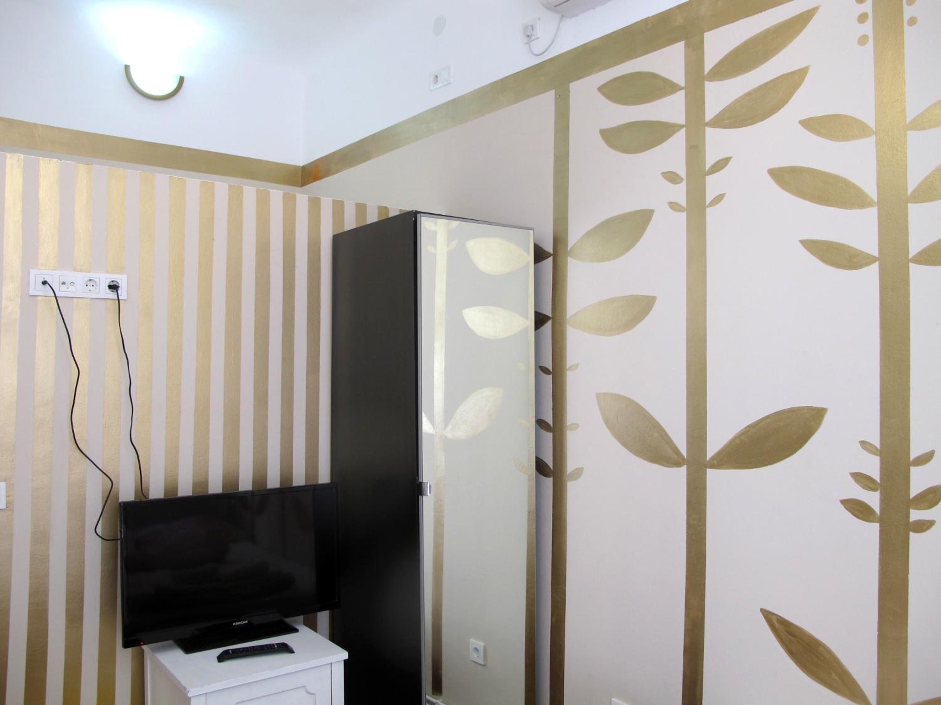 Triple Room - Photo 17
