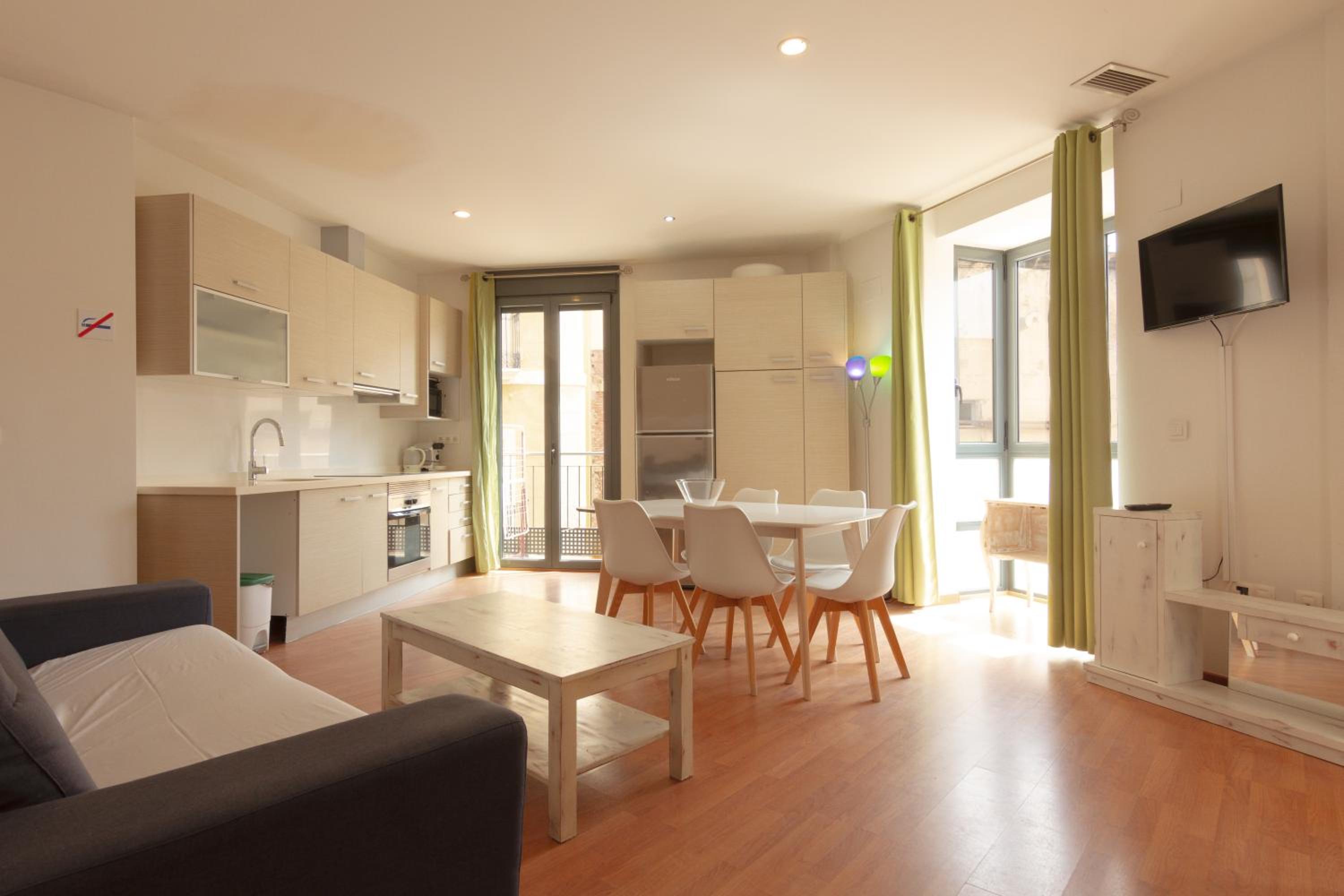 Two-Bedroom Apartment (4 Adults) - Photo 3