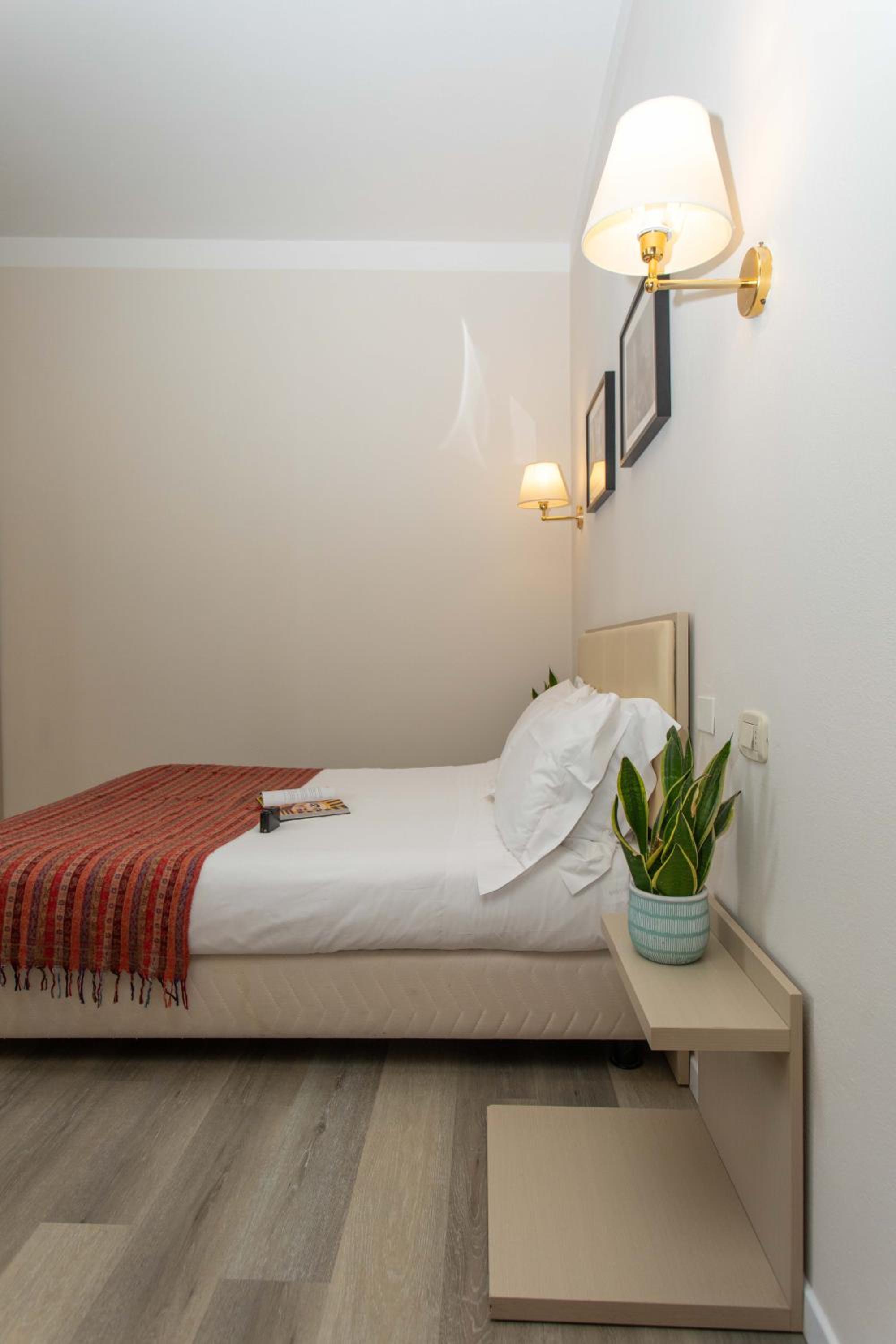 Superior Double Room - Photo 4