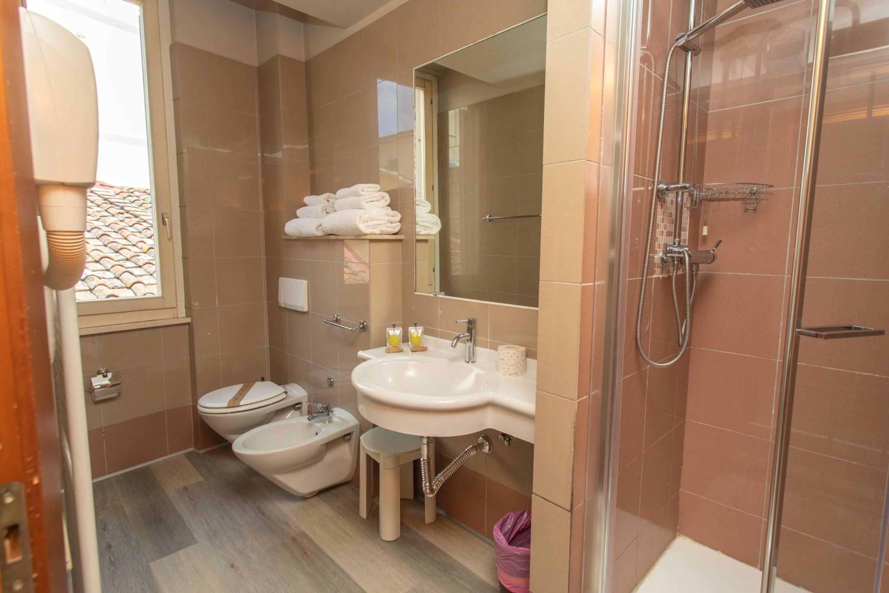 Superior Double Room - Photo 2