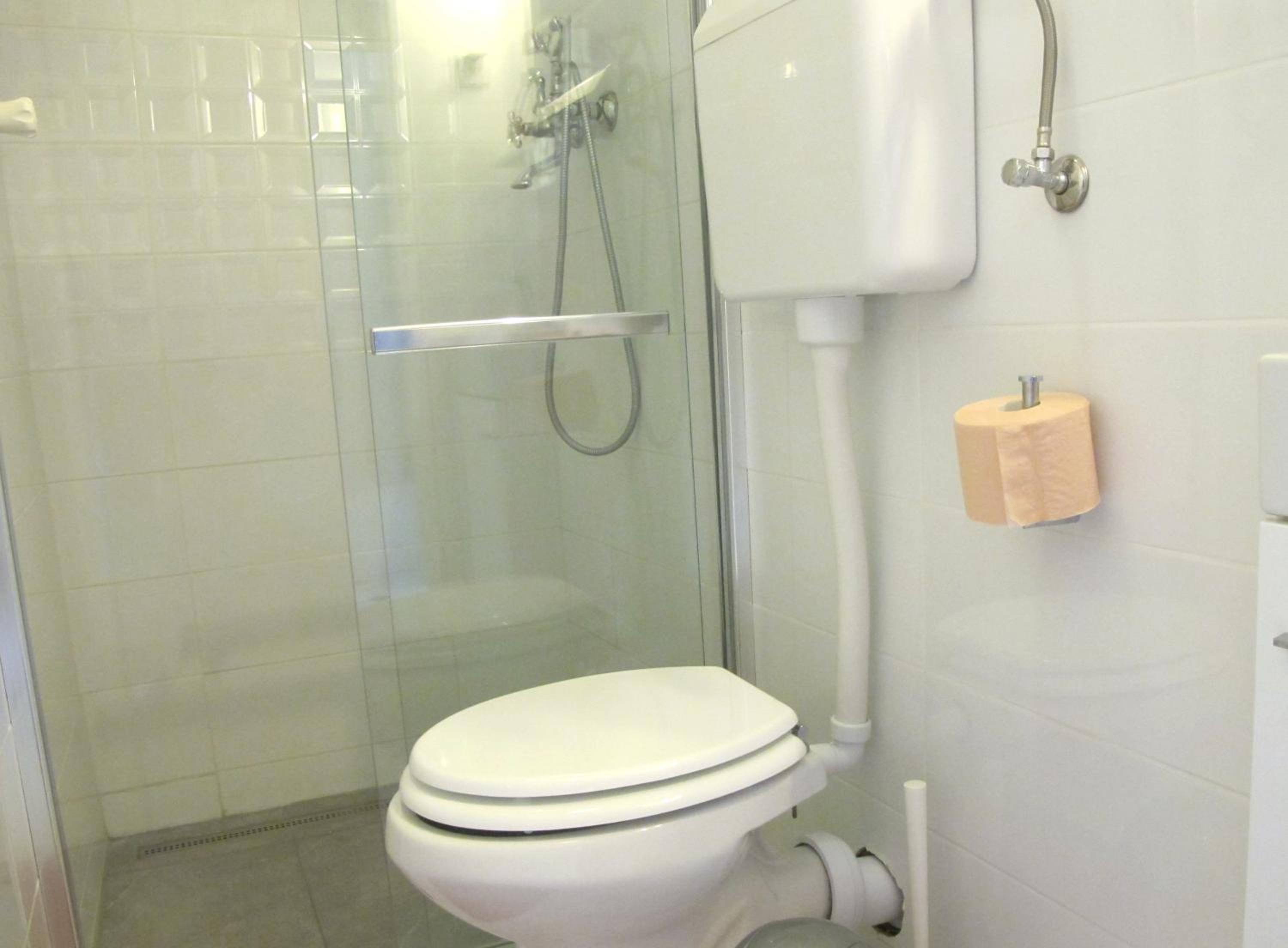 Triple Room - Photo 37
