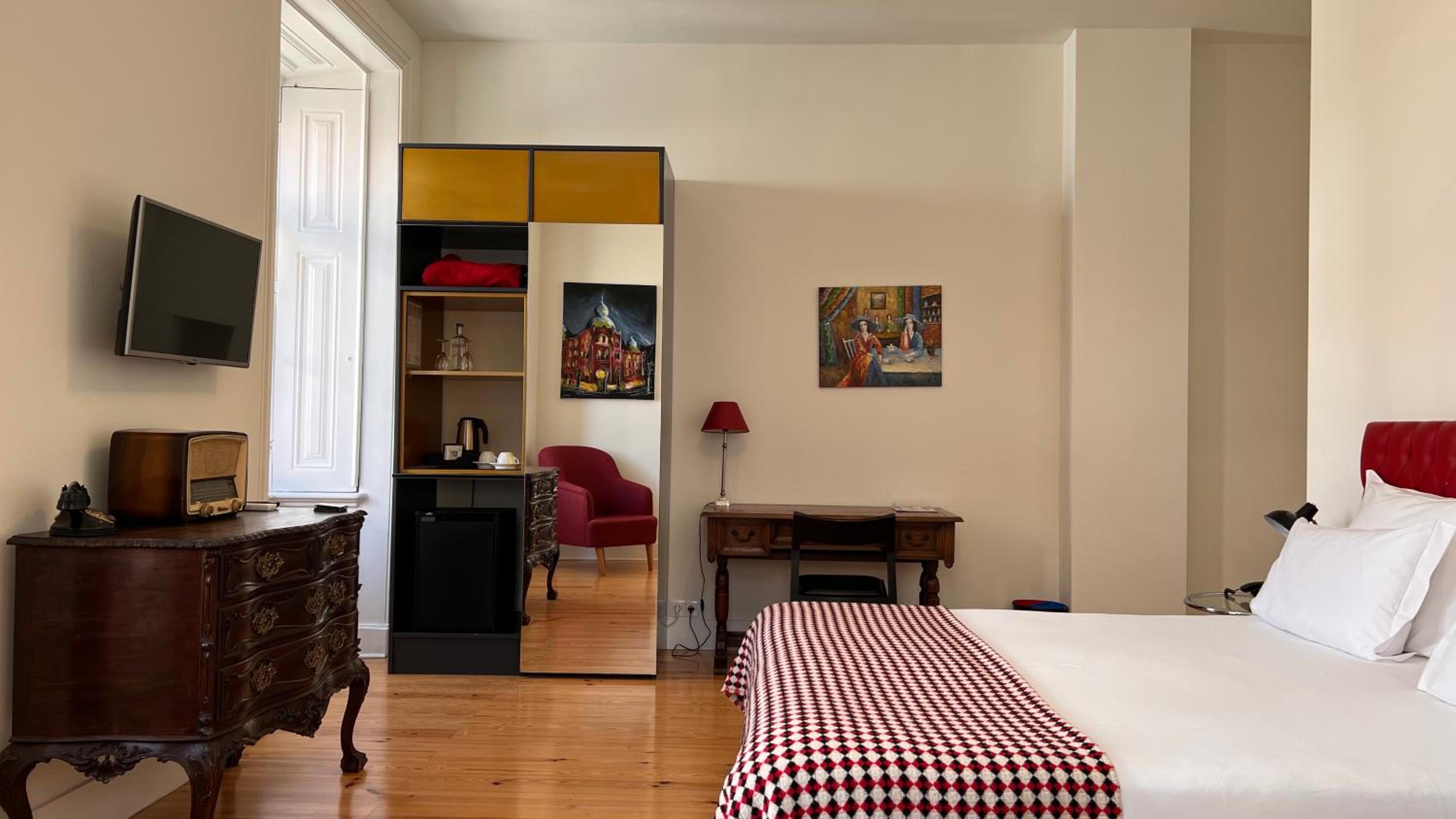 Superior Double or Twin Room photo 2