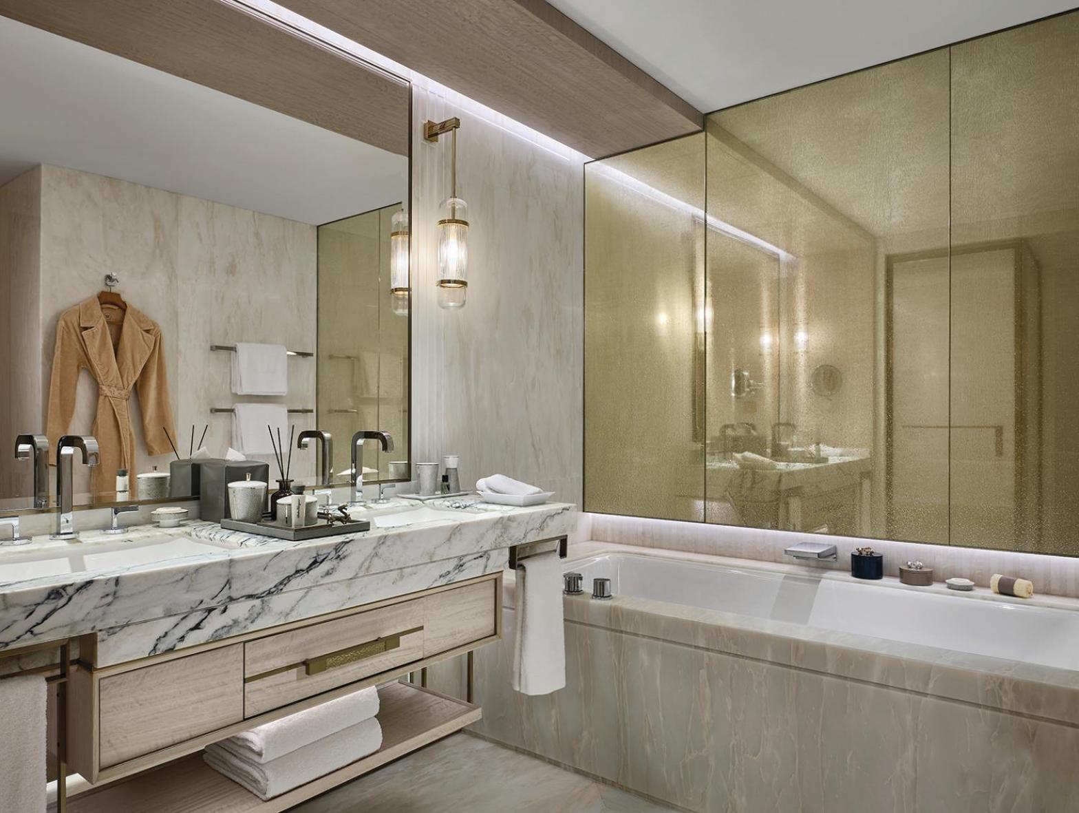 Stay and Savor - Sands Premier Double Queen Gardens by the Bay View photo 3
