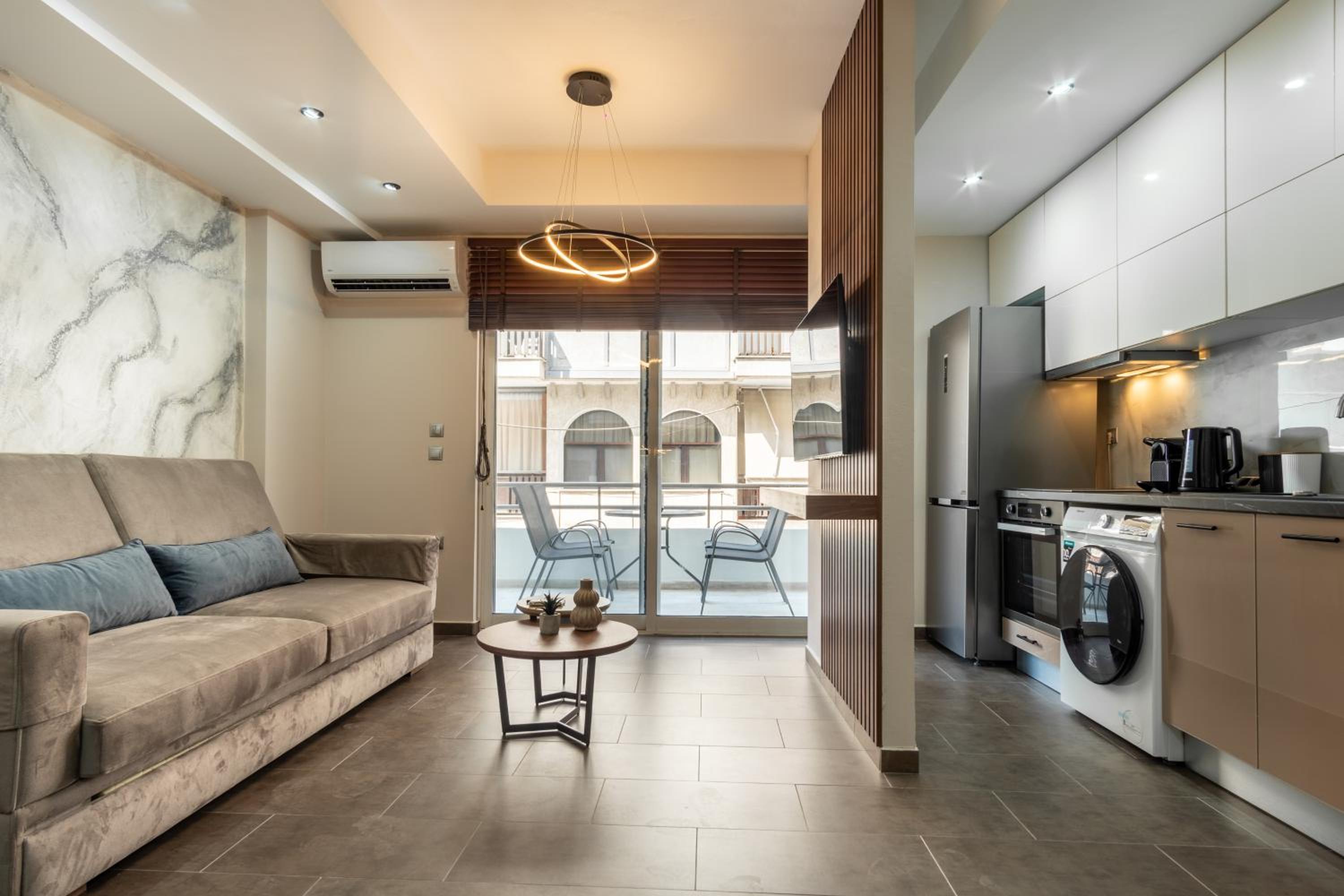 Deluxe Apartment