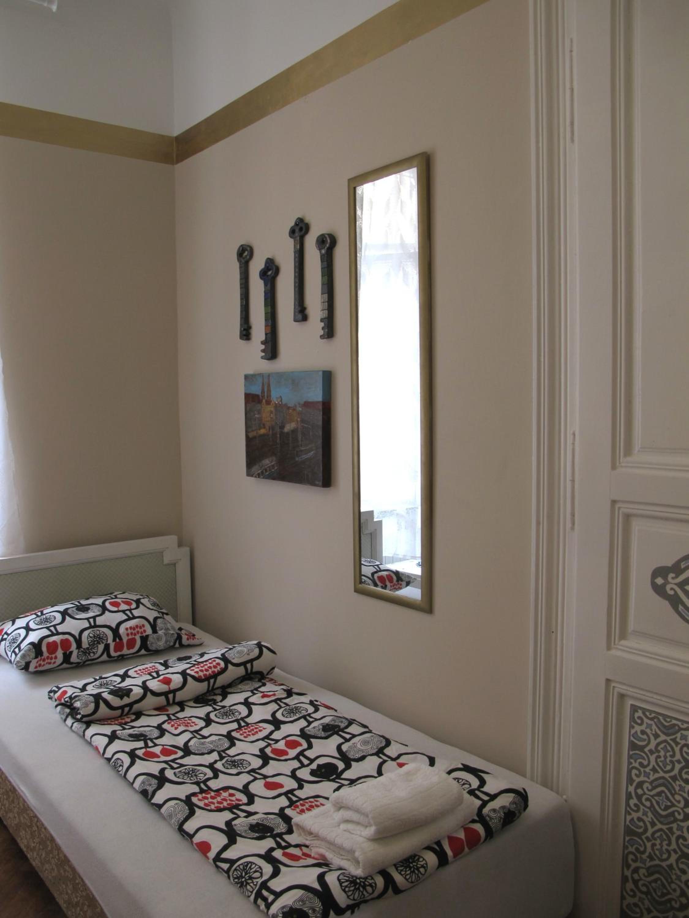 Triple Room - Photo 6
