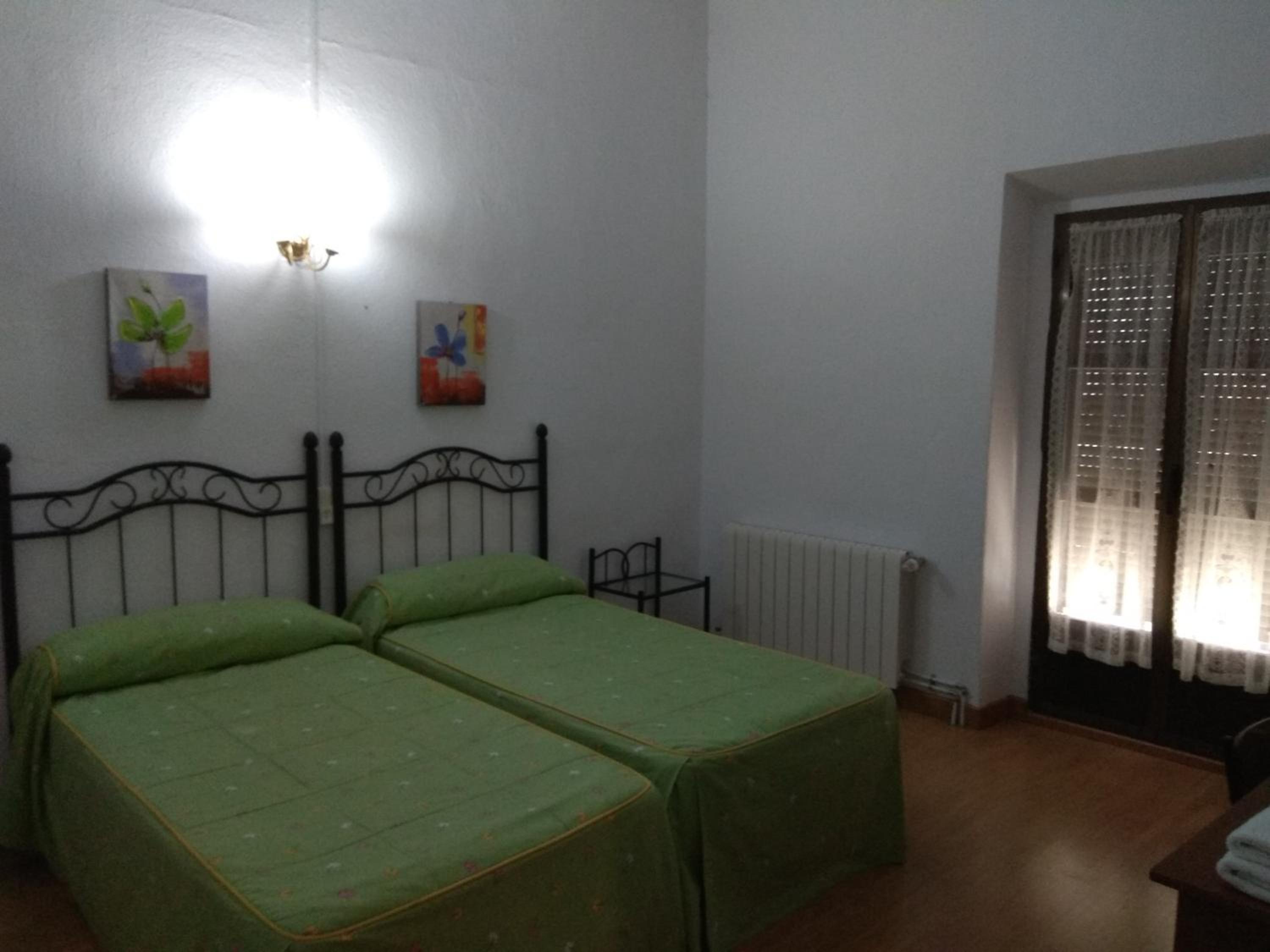 Habitación Estándar con Dos Camas Individuales