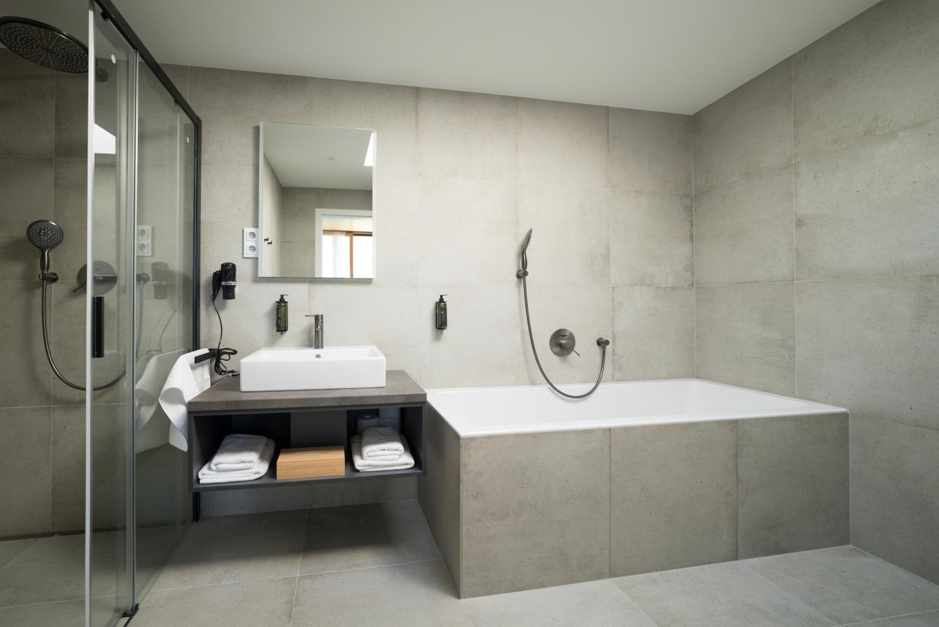 Superior Double Room photo 2