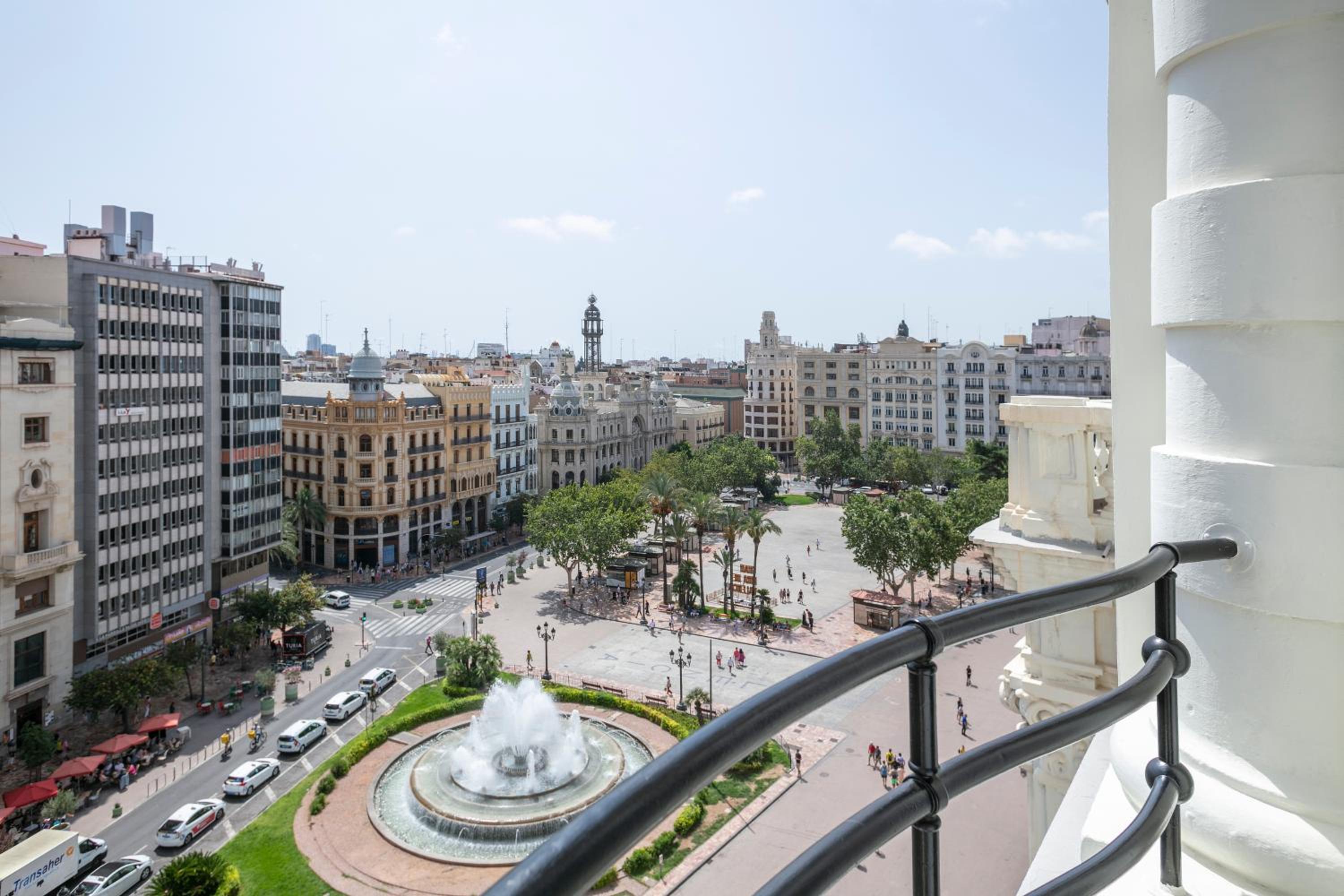 Superior Double Room with View to the Square photo 3
