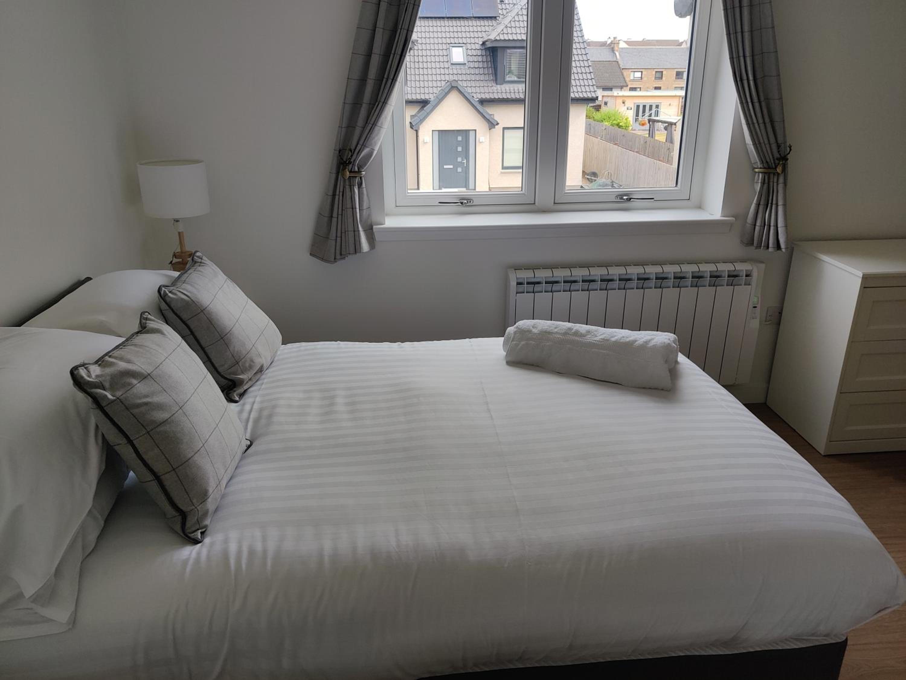 Two-Bedroom House - Photo 1