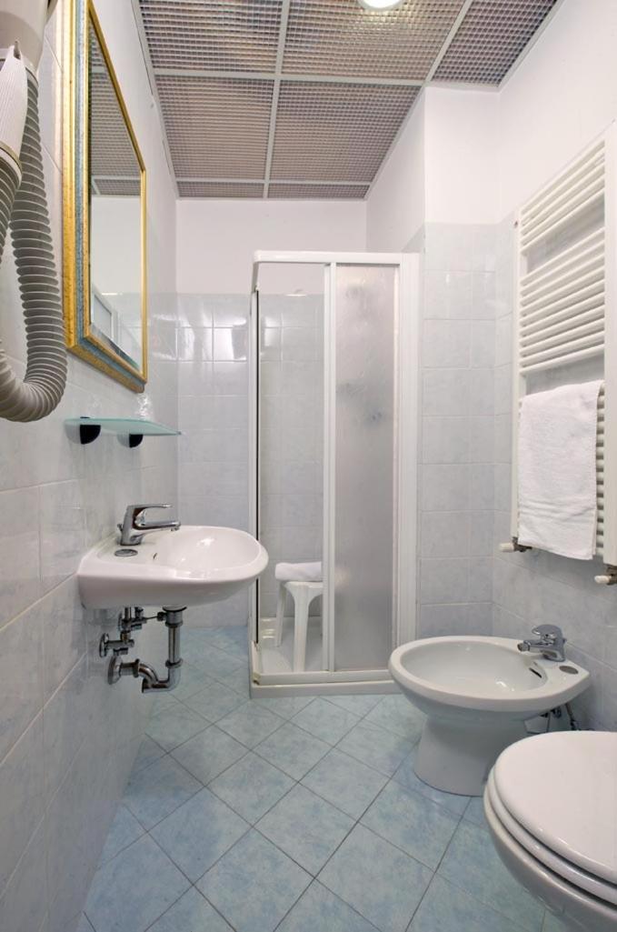 Double or Twin Room - Attic - Photo 4
