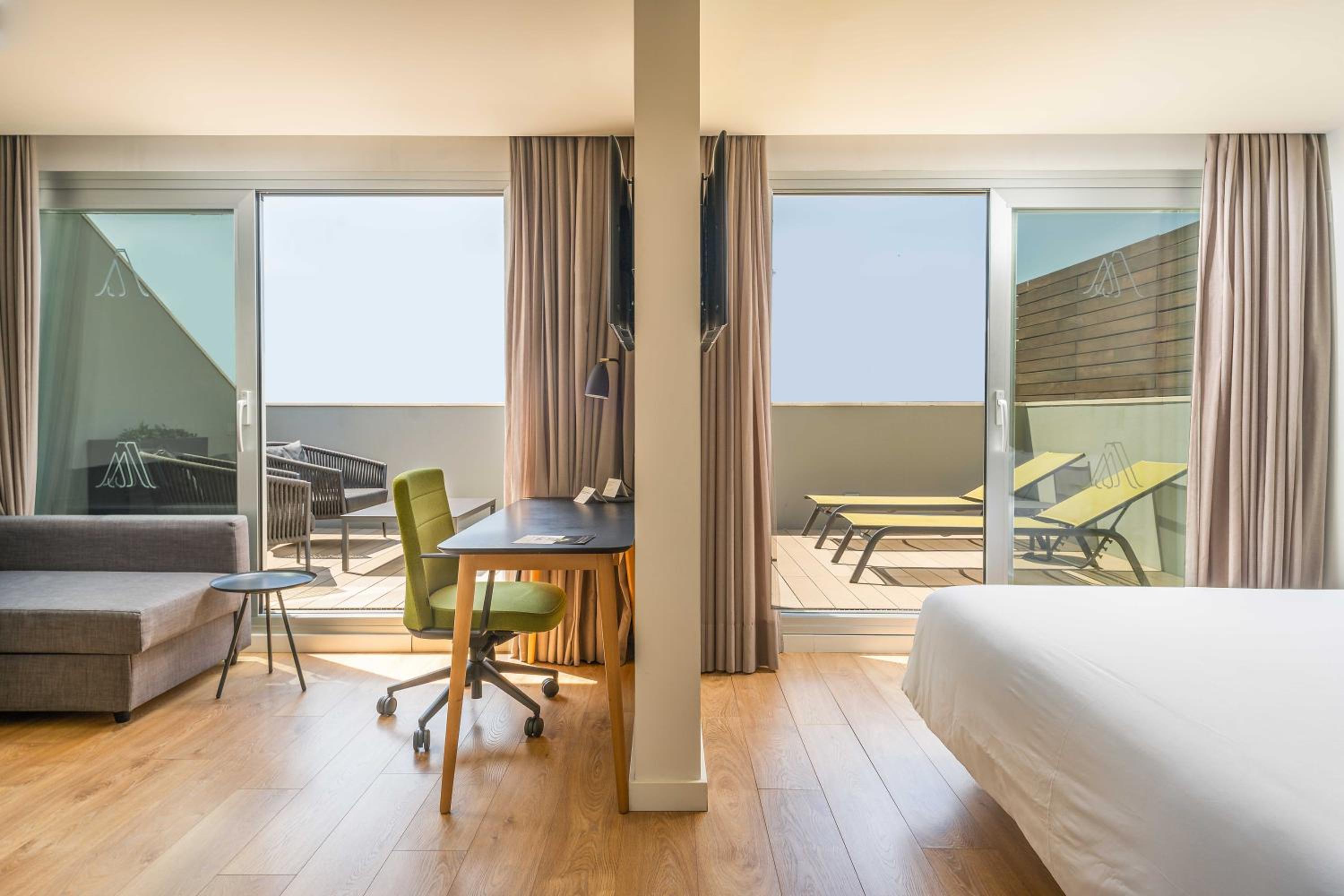 Junior Suite with Terrace - Photo 1