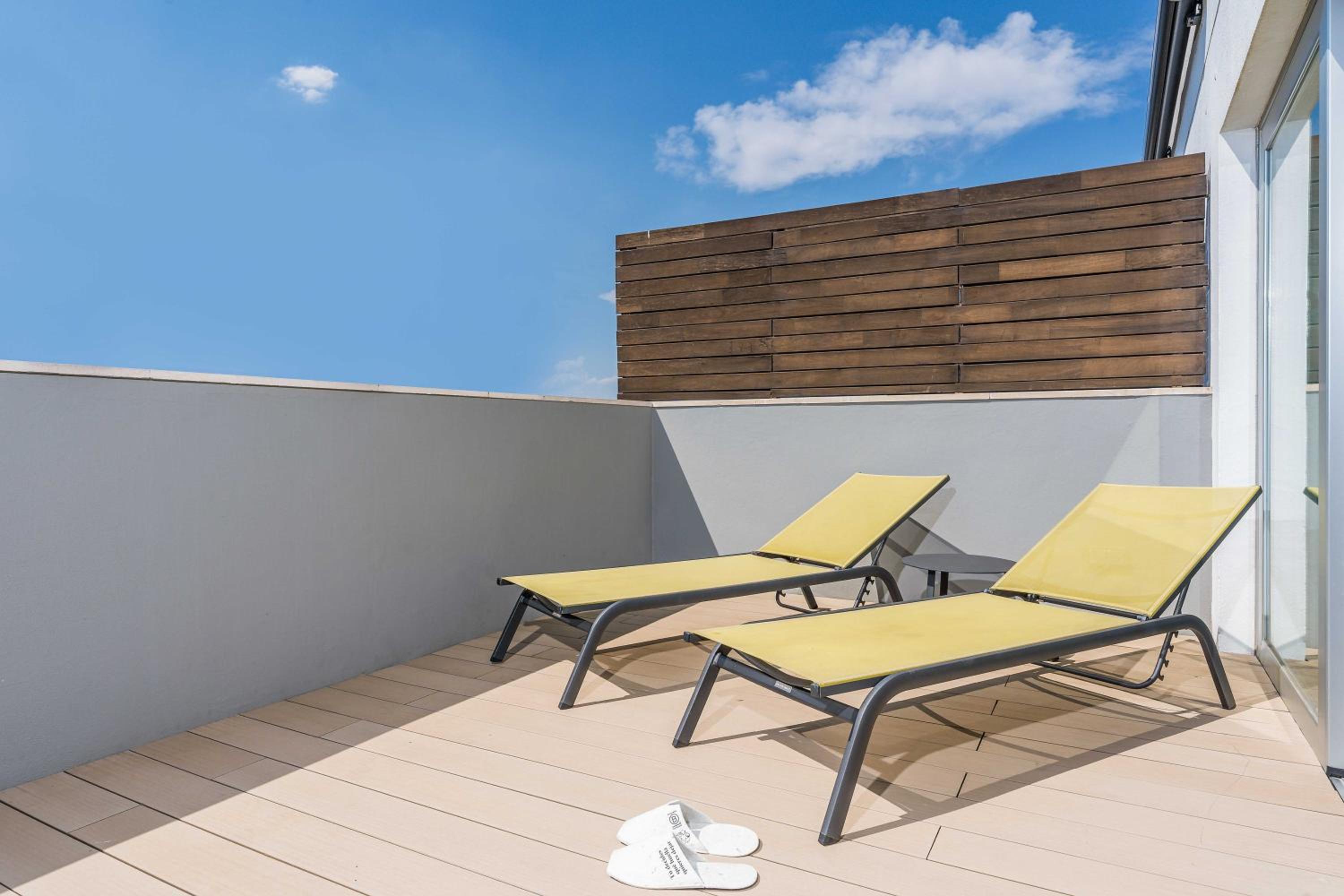 Junior Suite with Terrace - Photo 5