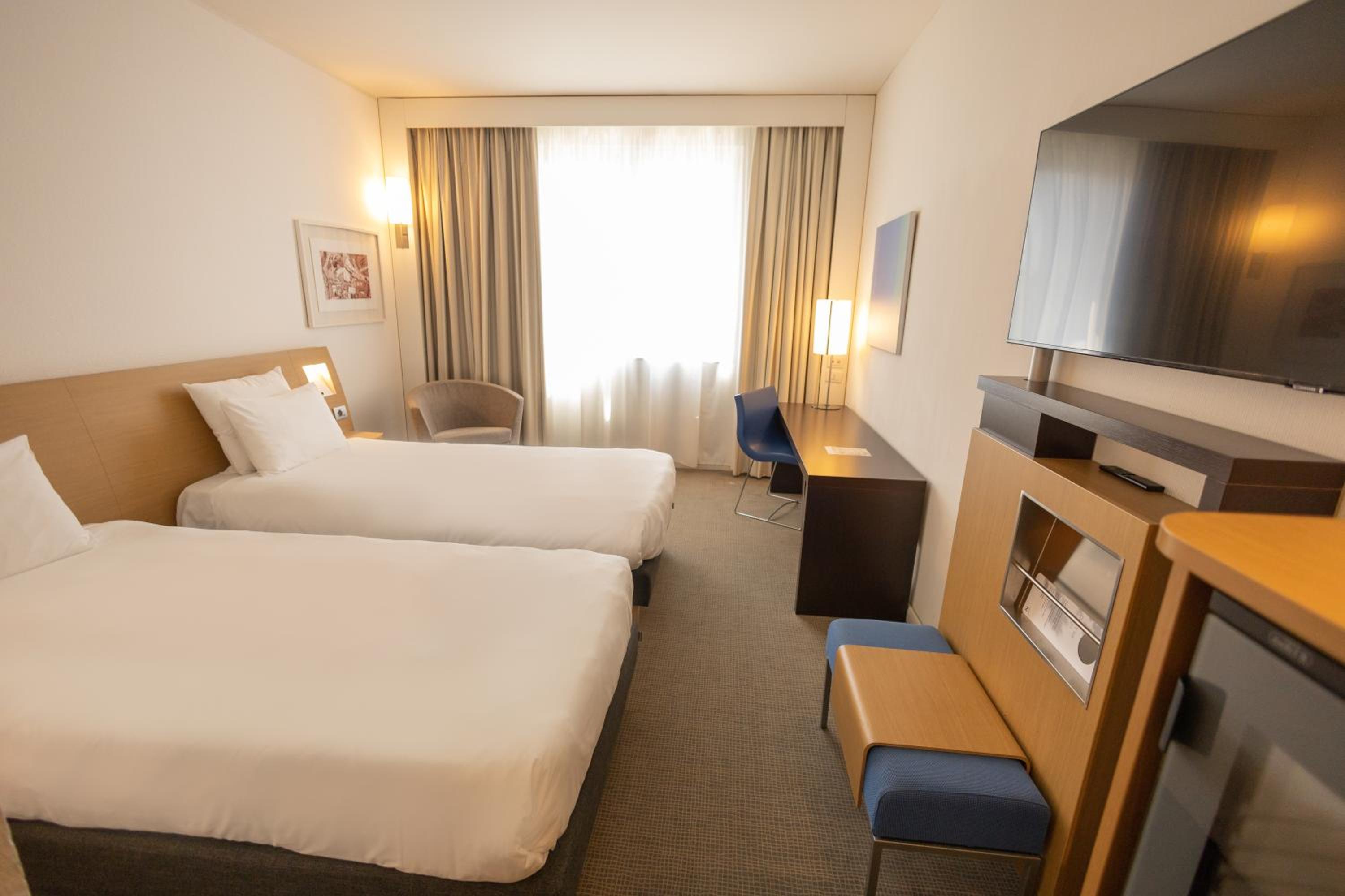 Superior Twin Room - Photo 1
