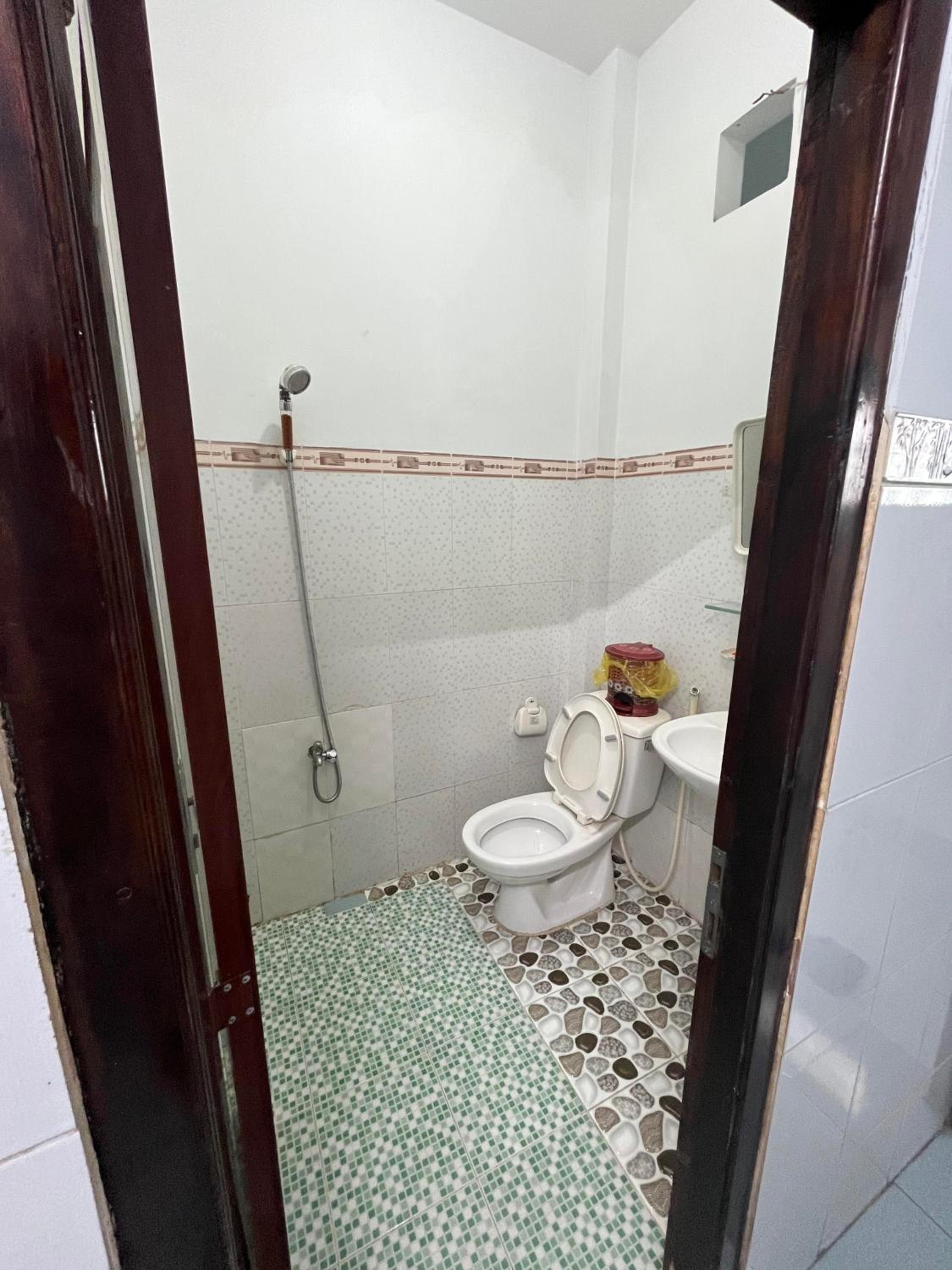 Standard Double Room with Fan - Photo 3
