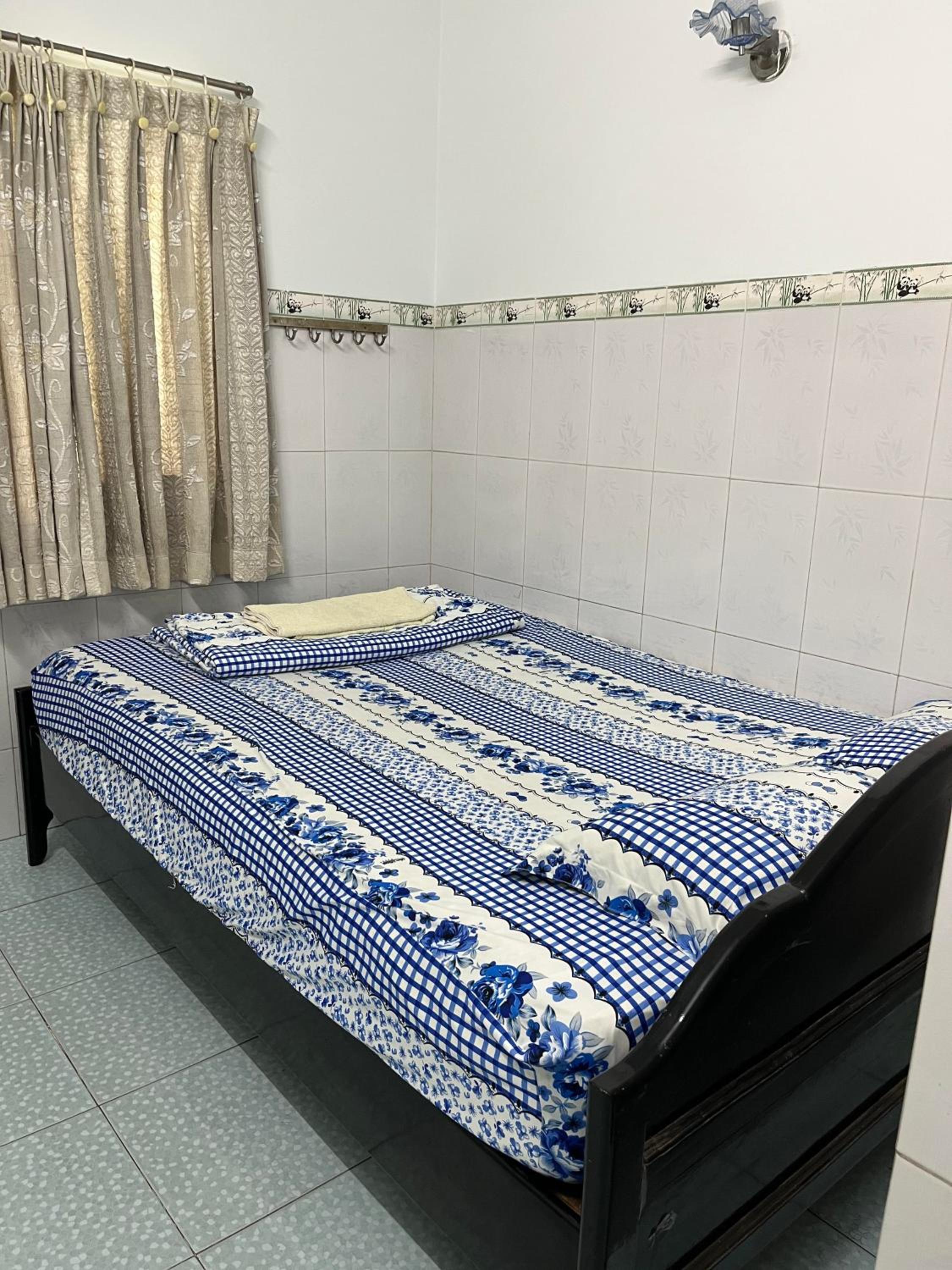 Standard Double Room with Fan - Photo 1