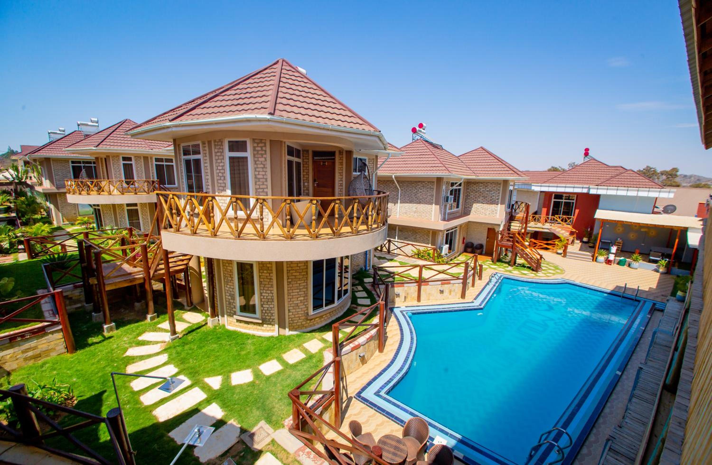 Double or Twin Room with Pool View photo 3