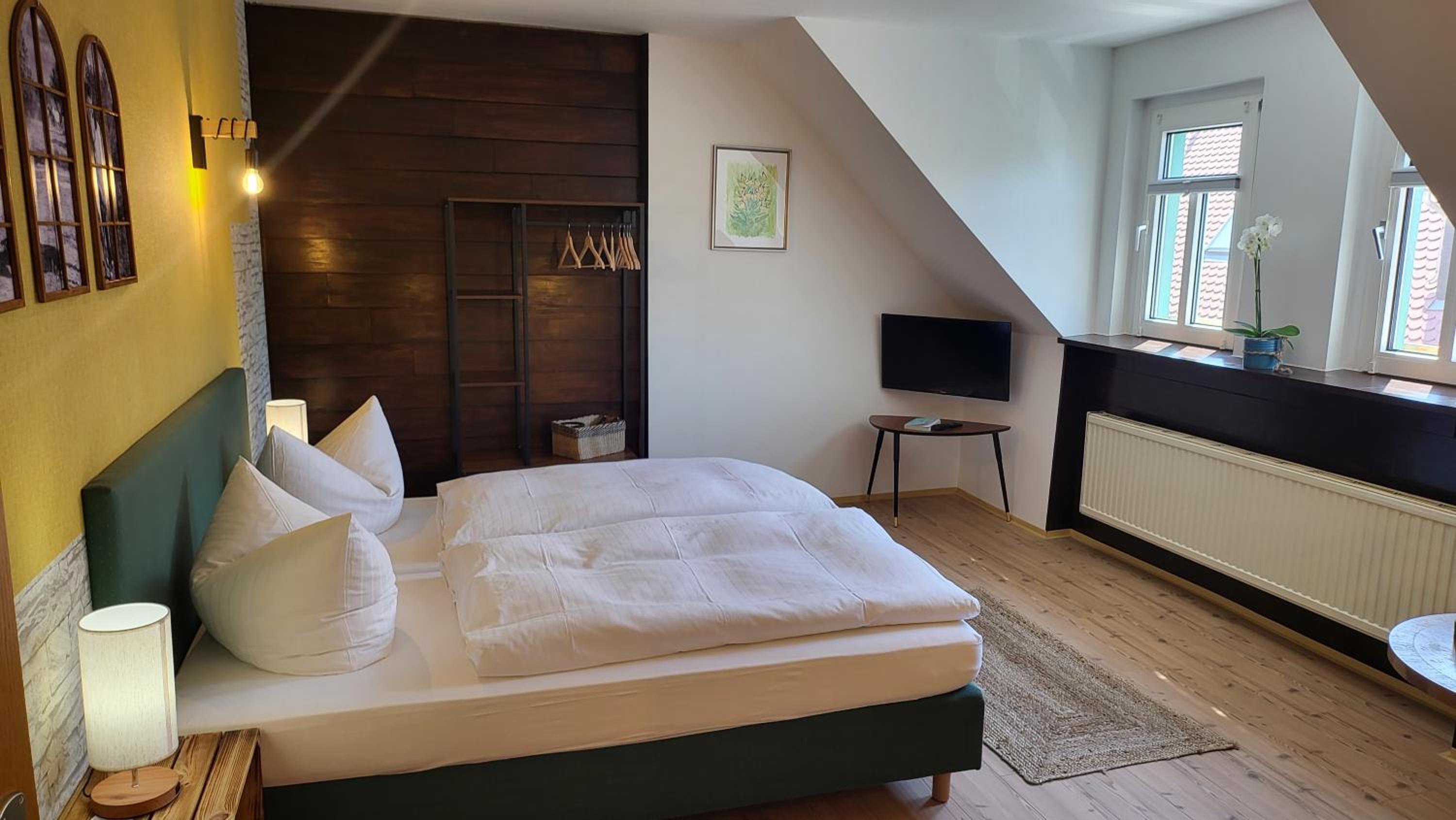 Double Room with Extra Bed photo 3
