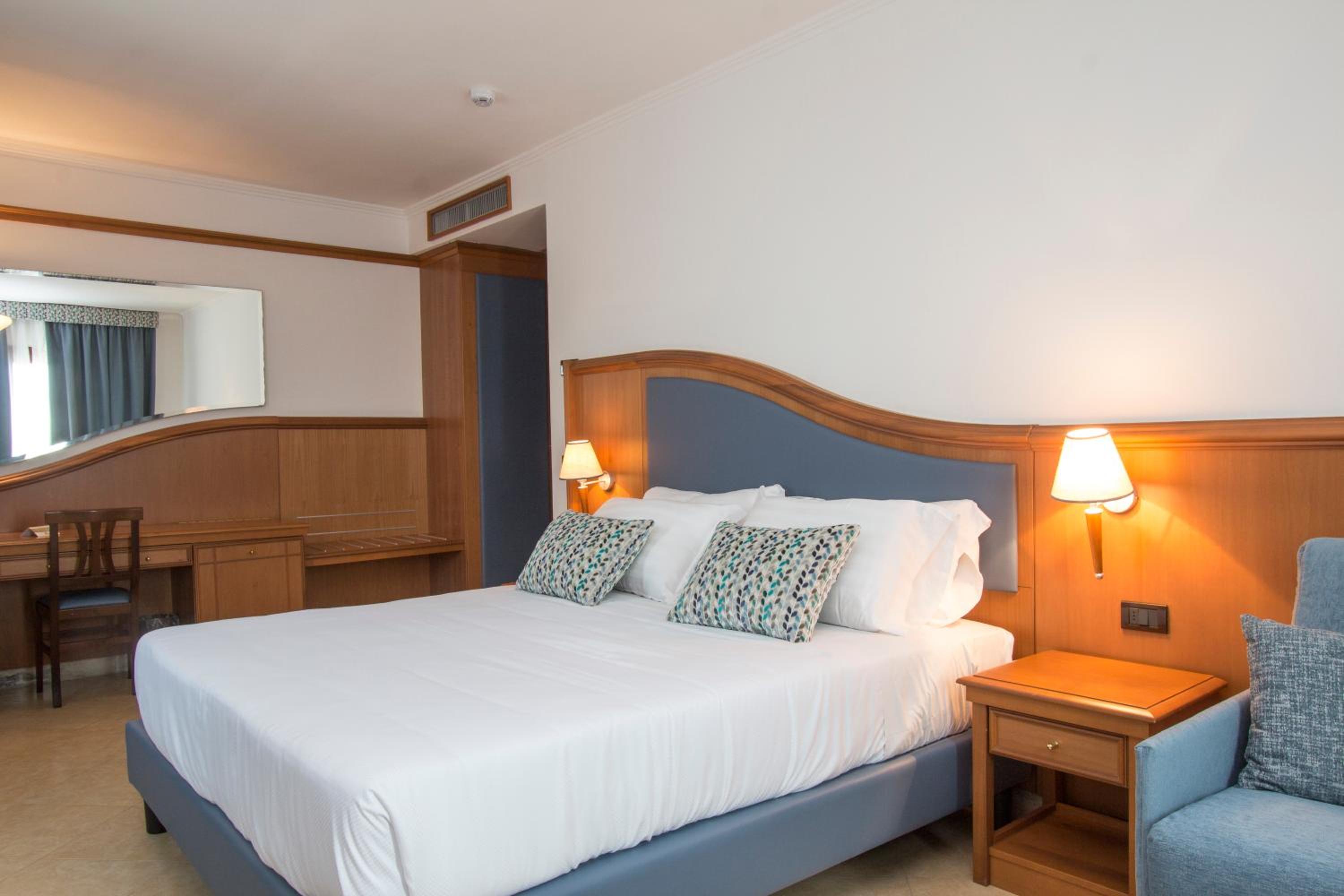Superior Double Room - Photo 6