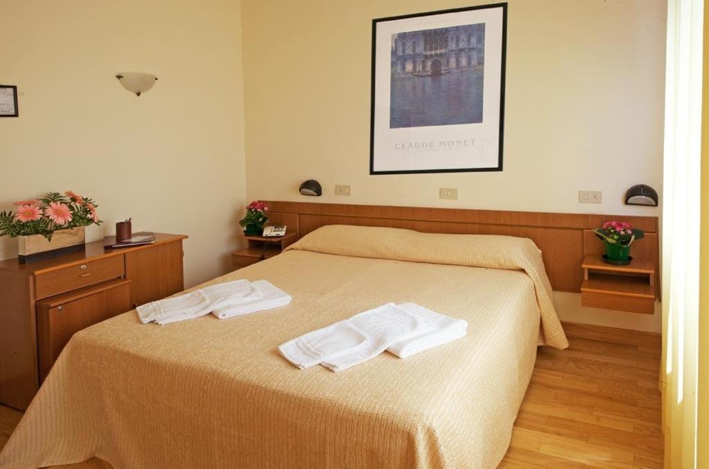 Quadruple Room - Photo 5