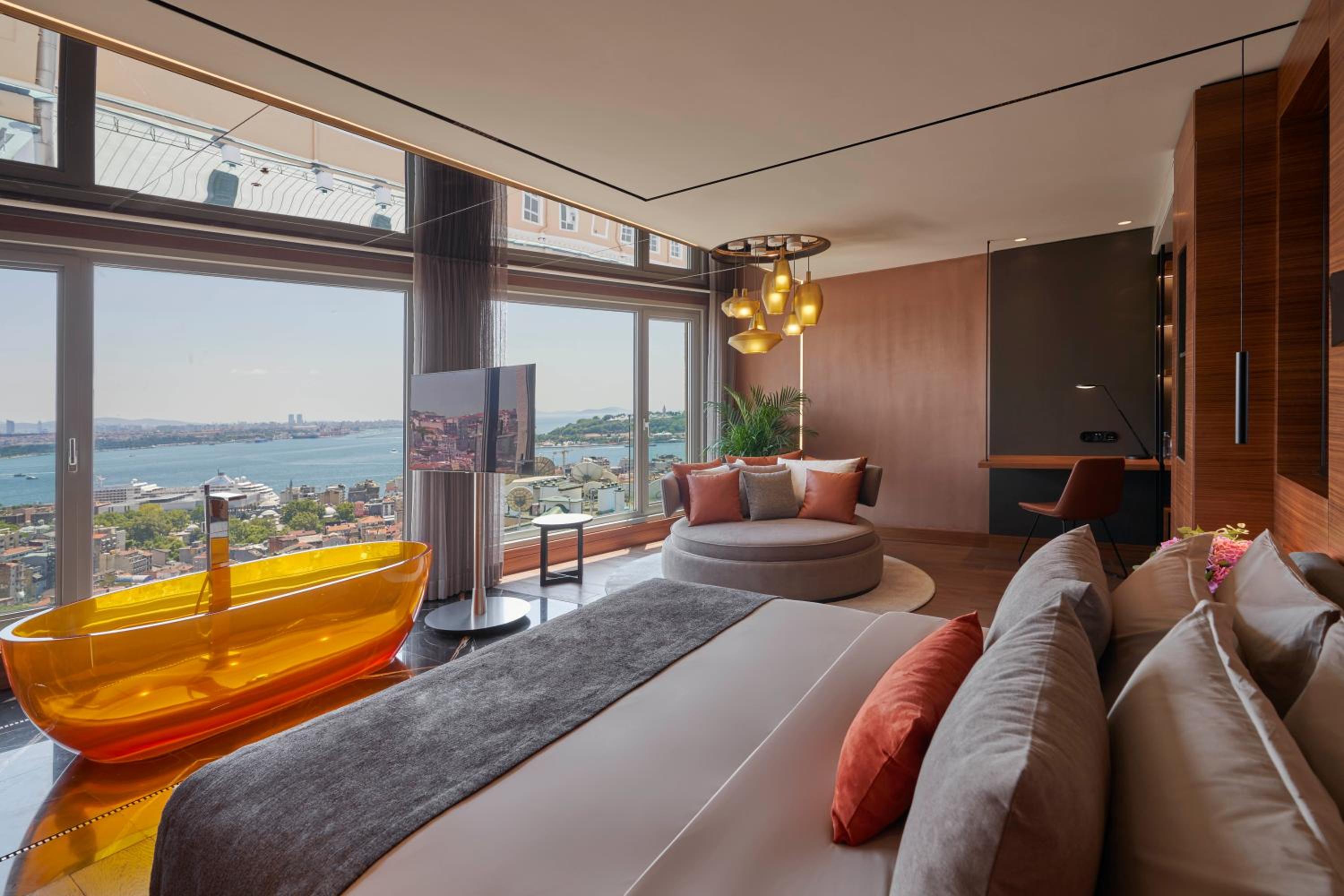 Amber Suite photo 1