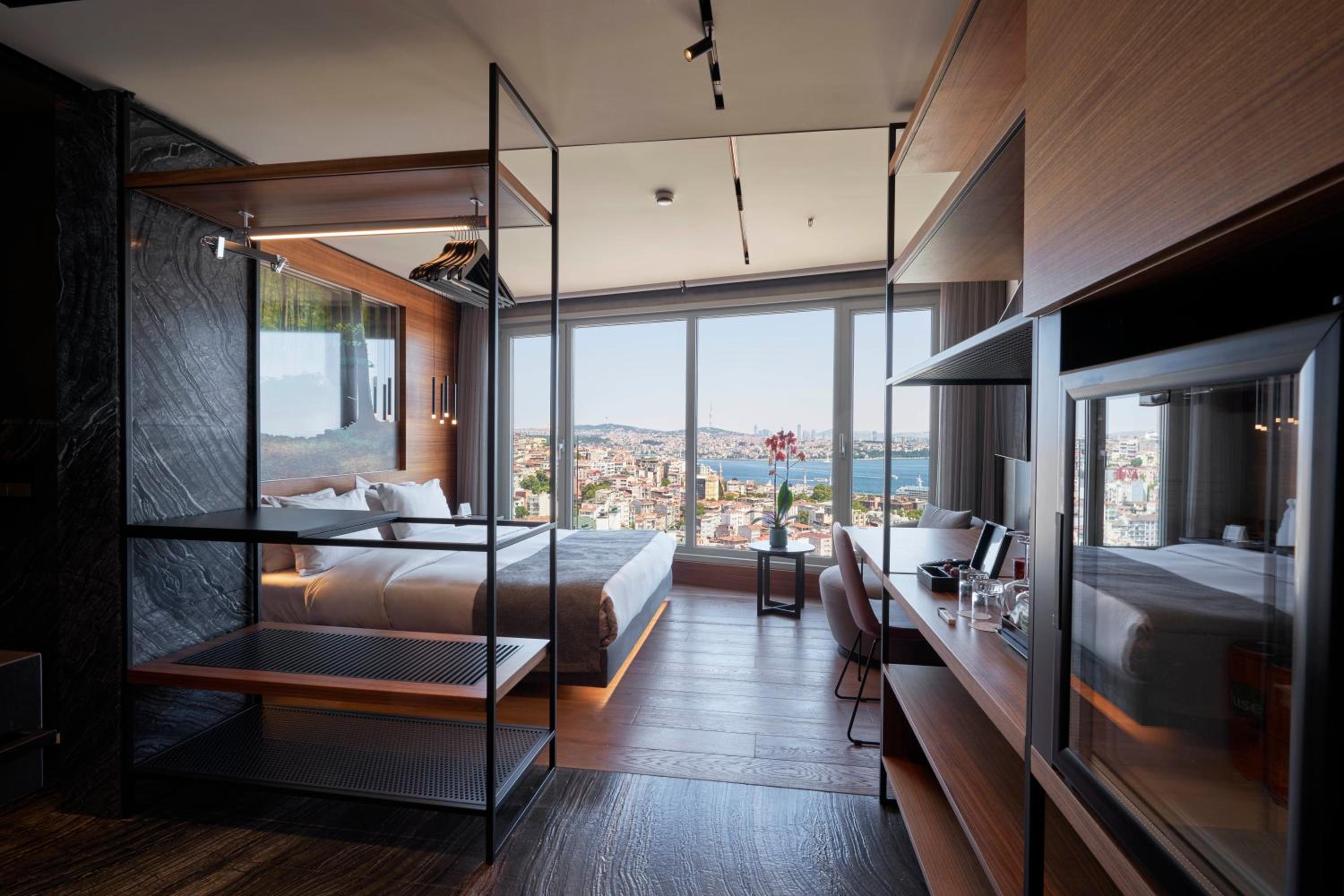 Asia Suite photo 1
