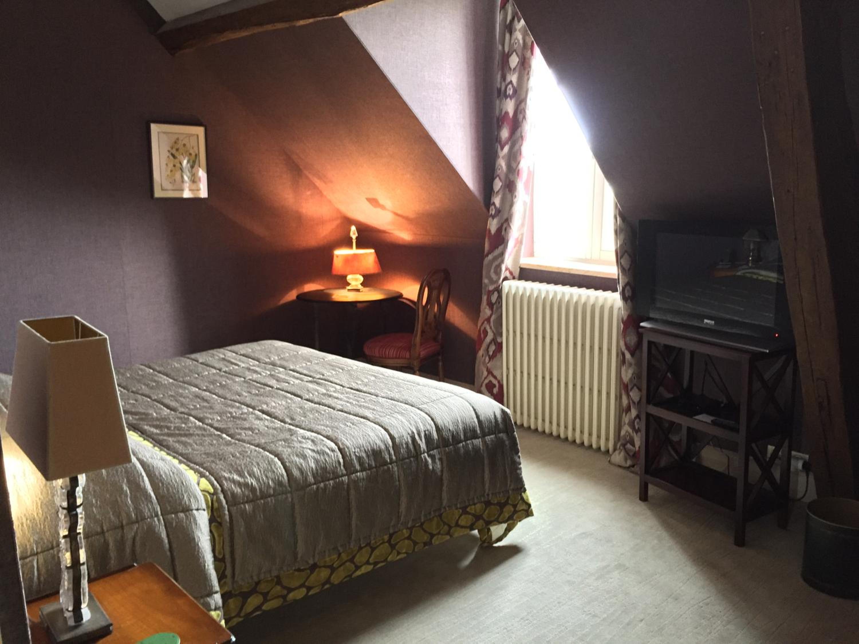 Standard Double Room - Photo 5