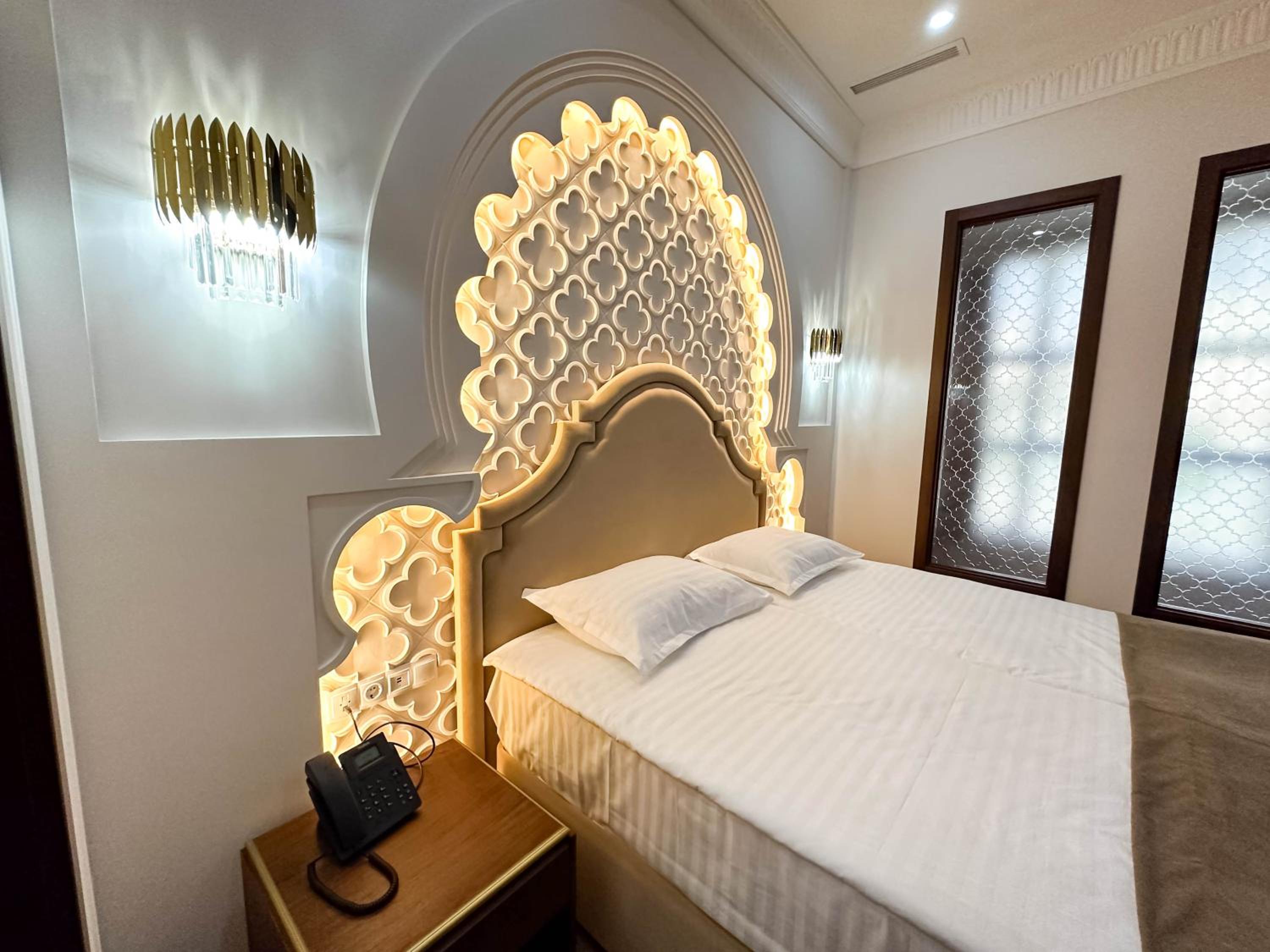 Deluxe Double Room - Photo 4