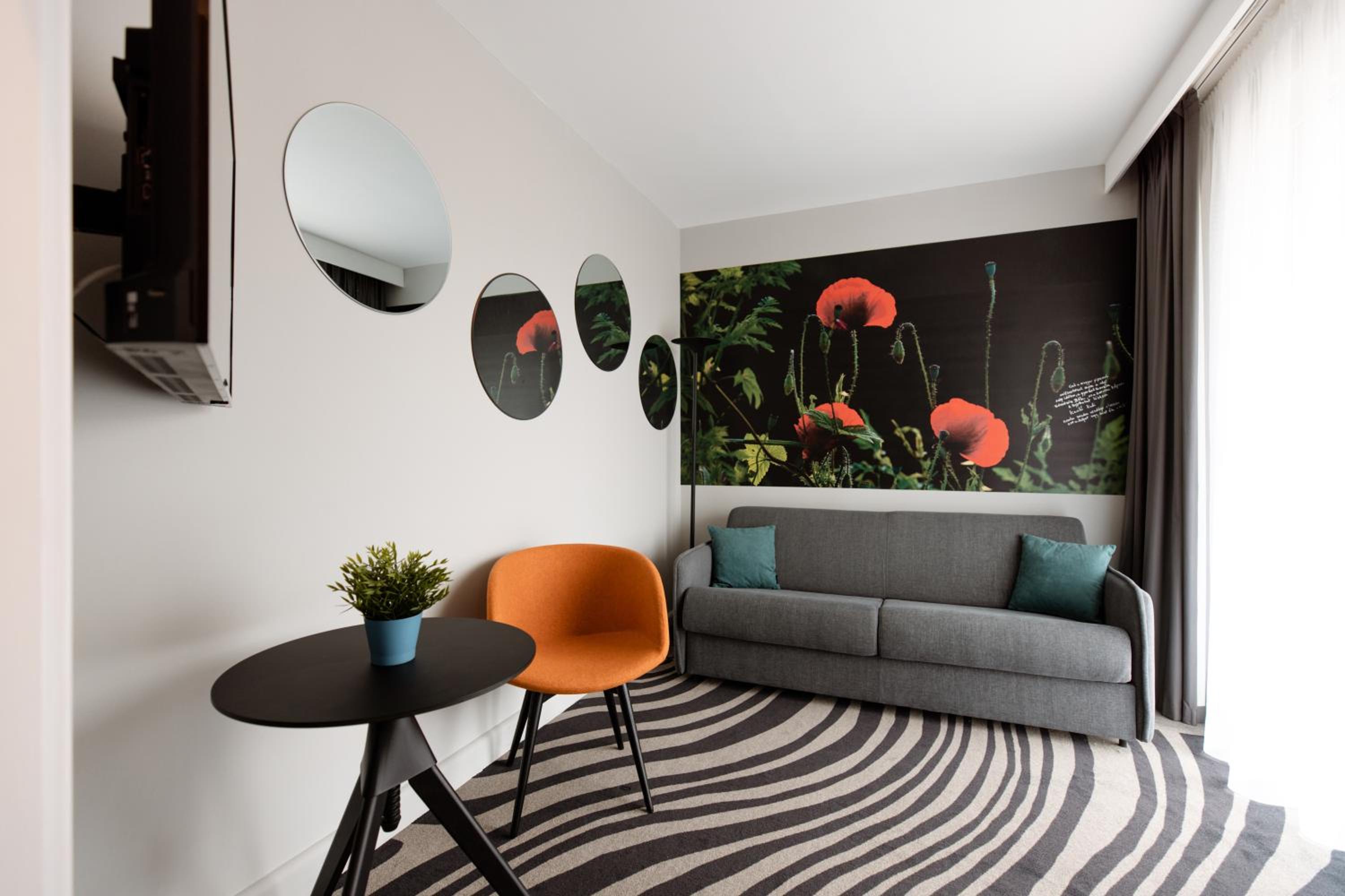 Superior Suite - Photo 2