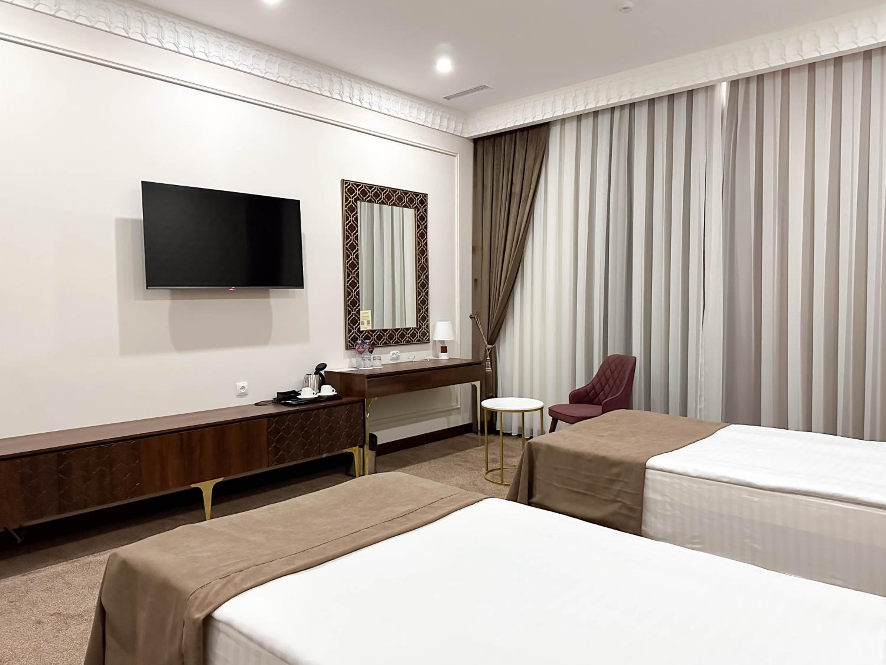 Superior Twin Room - Photo 3