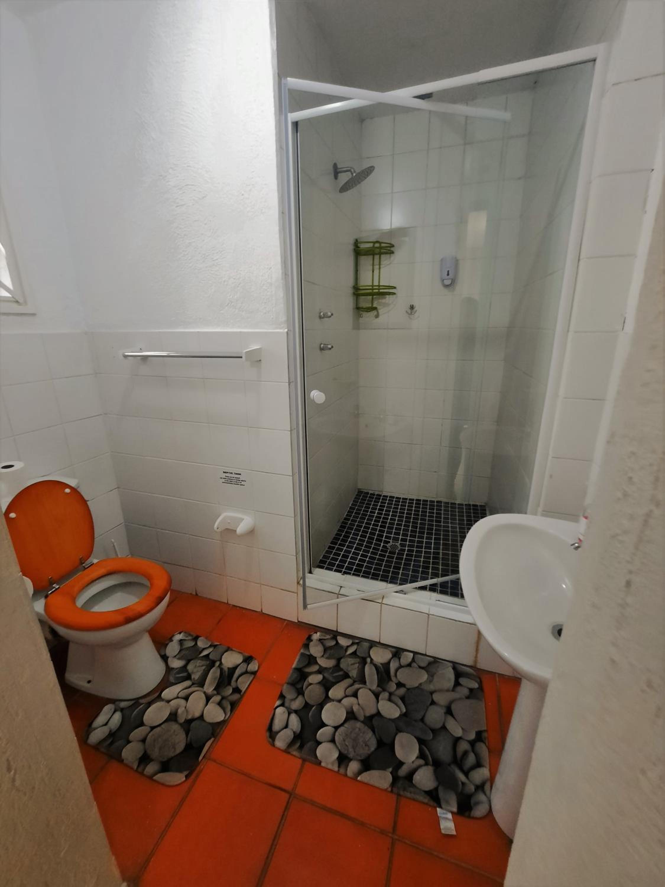 Double Room - Photo 2