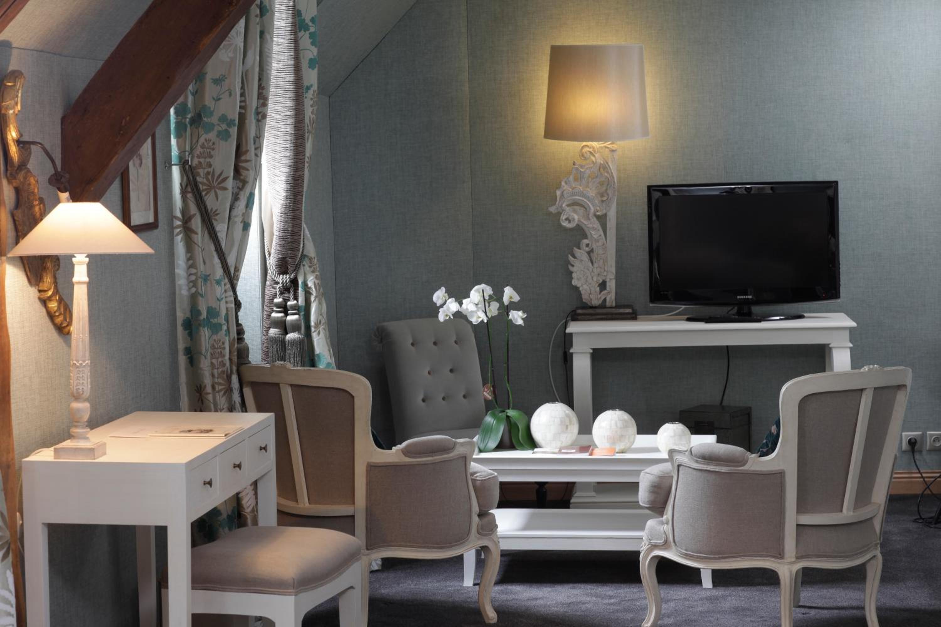 Premium Double Room - Photo 2