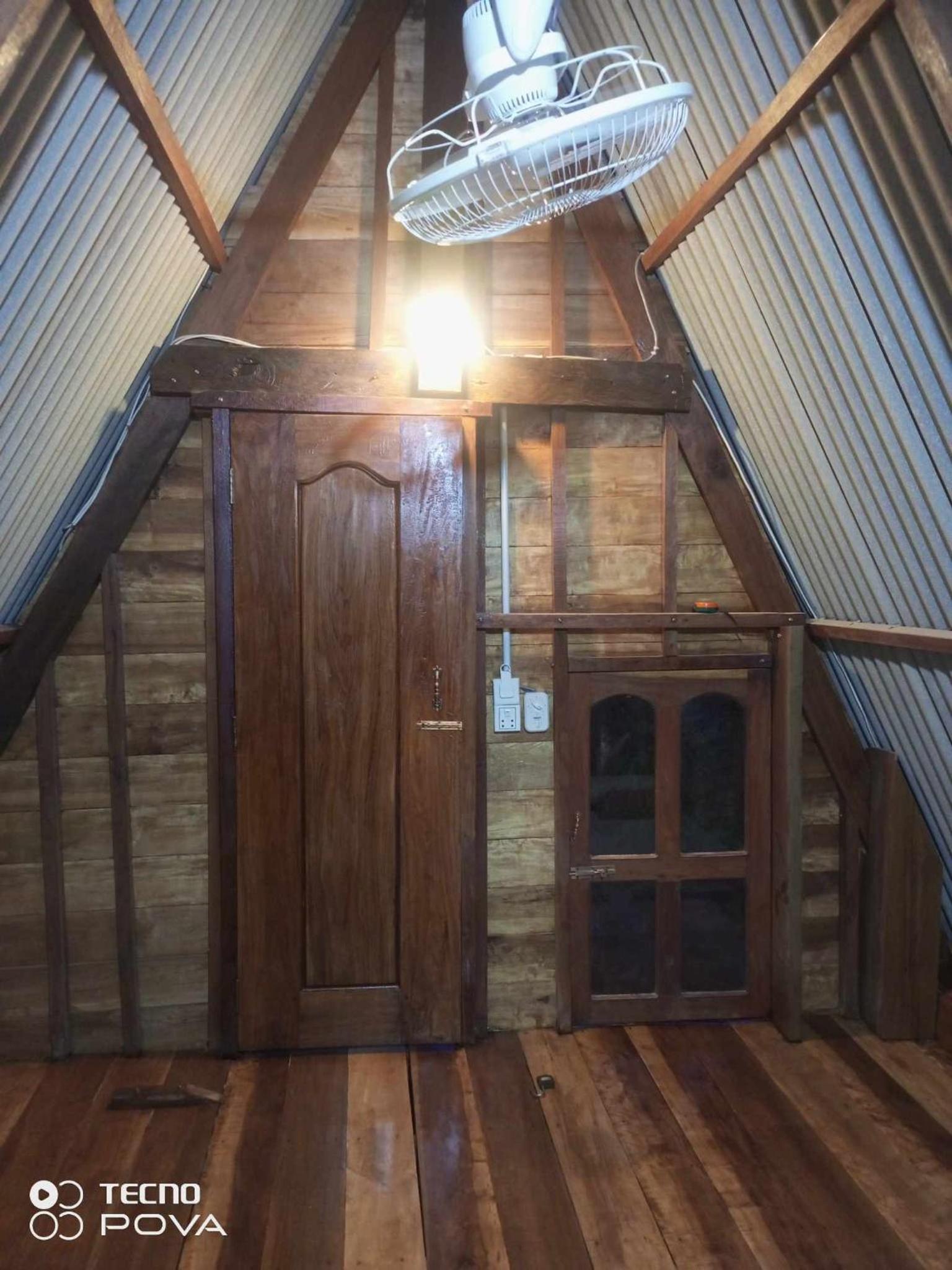 Bungalow with Shared Bathroom