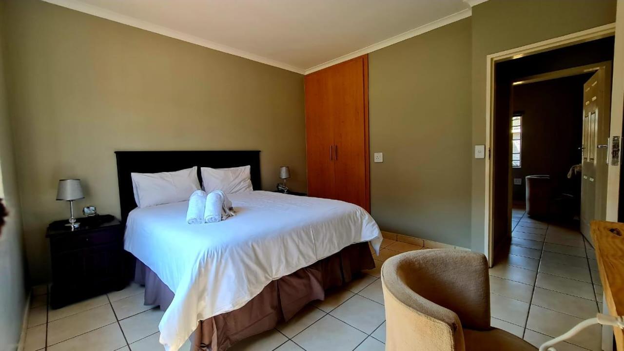 Superior Chalet - Photo 4