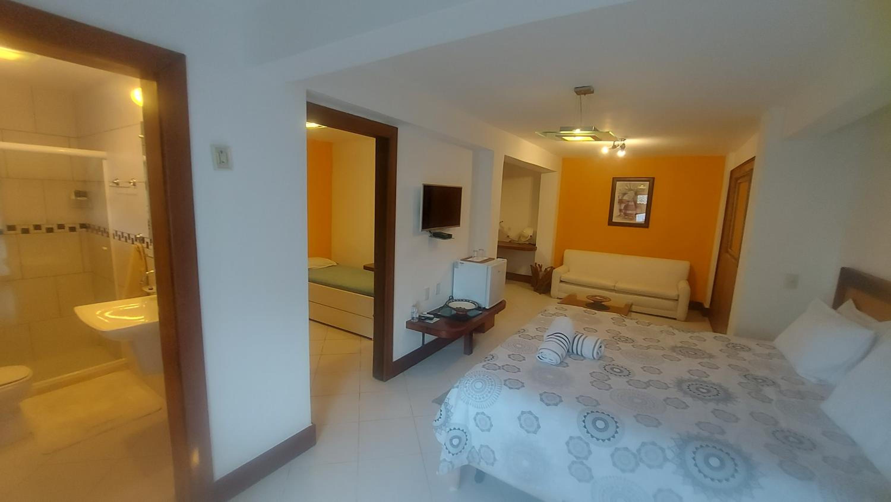 Deluxe Family Room photo 1