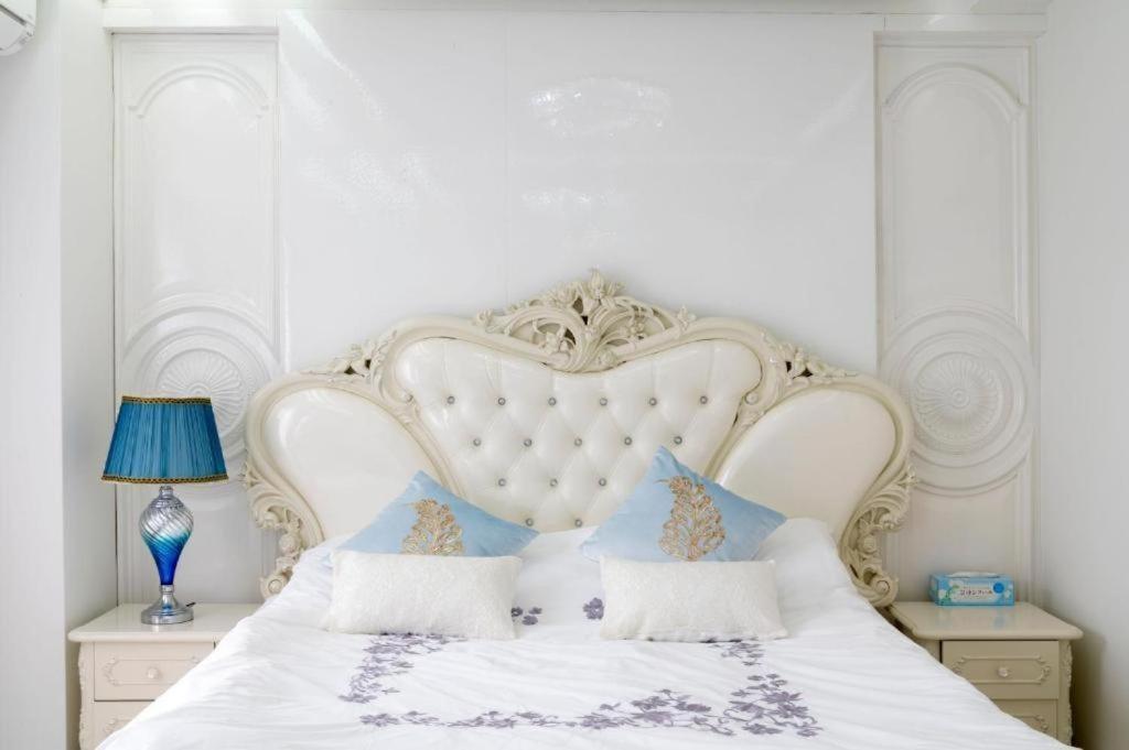Three-Bedroom Suite photo 1