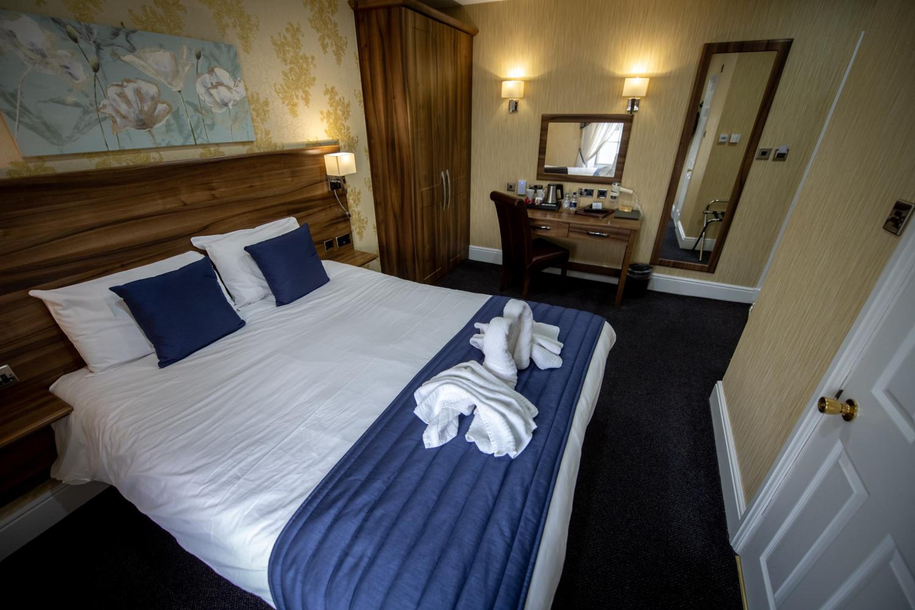 Standard Double Room photo 3