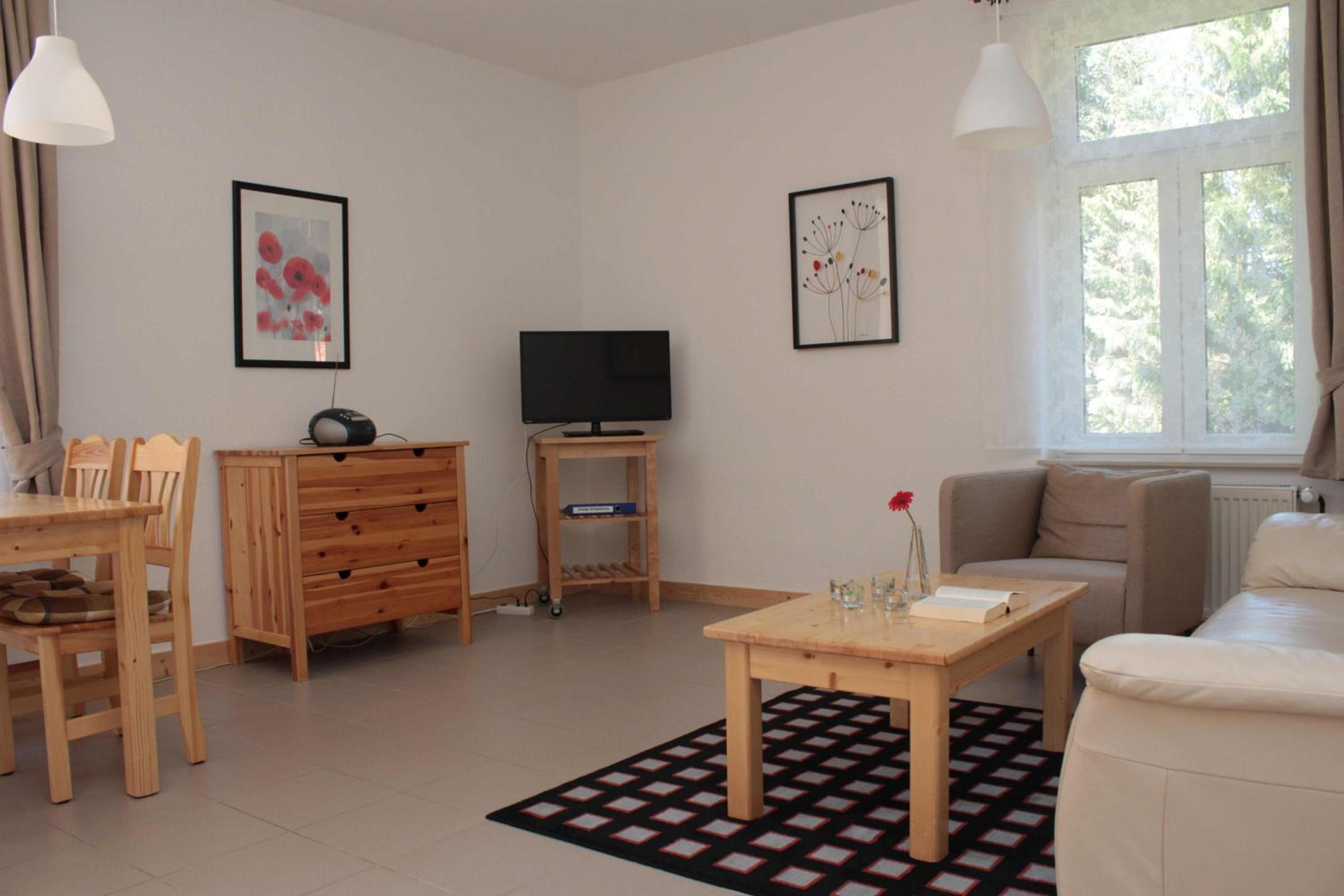 Apartment photo 1