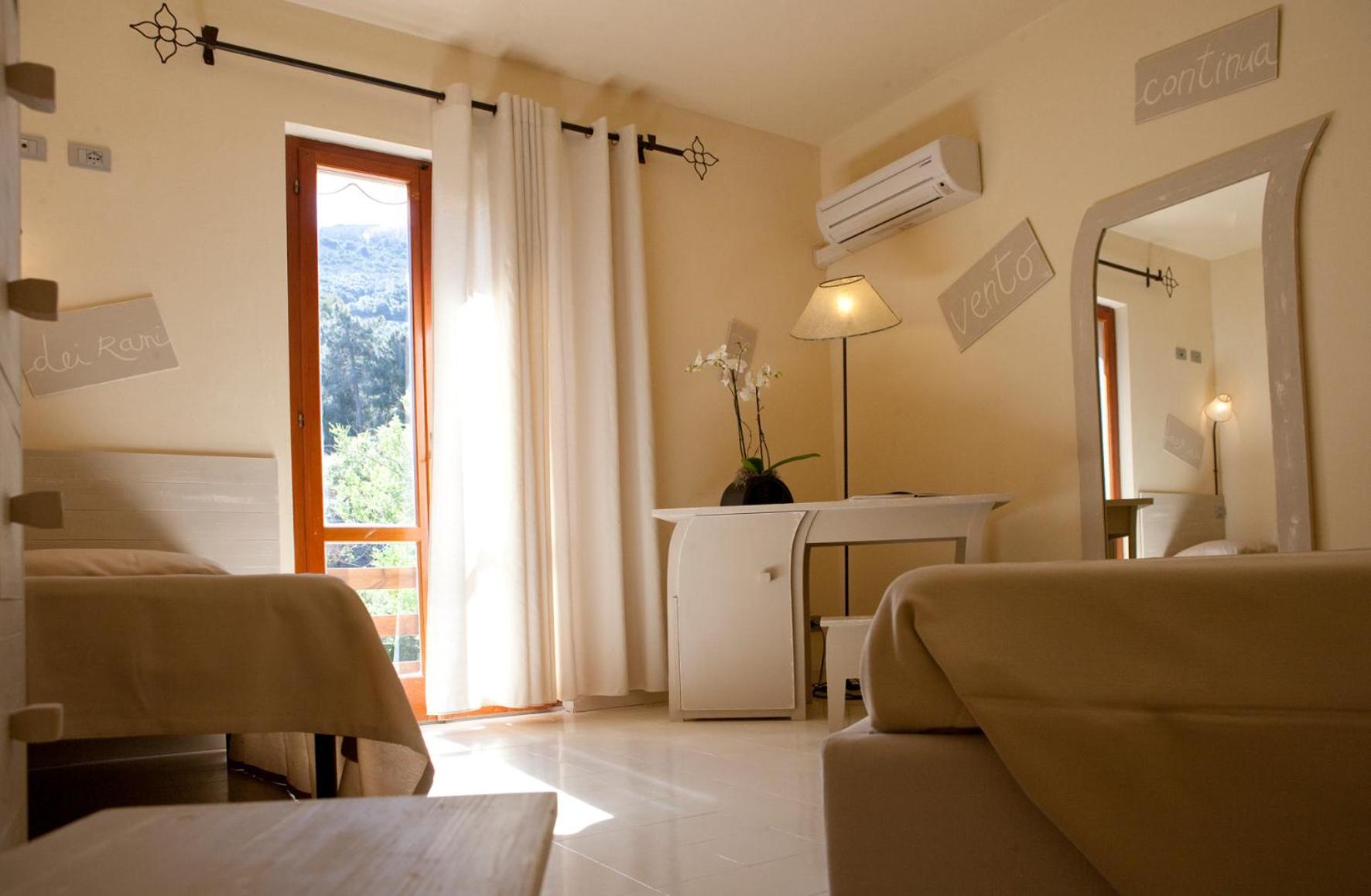 Triple Room with Garden View photo 1