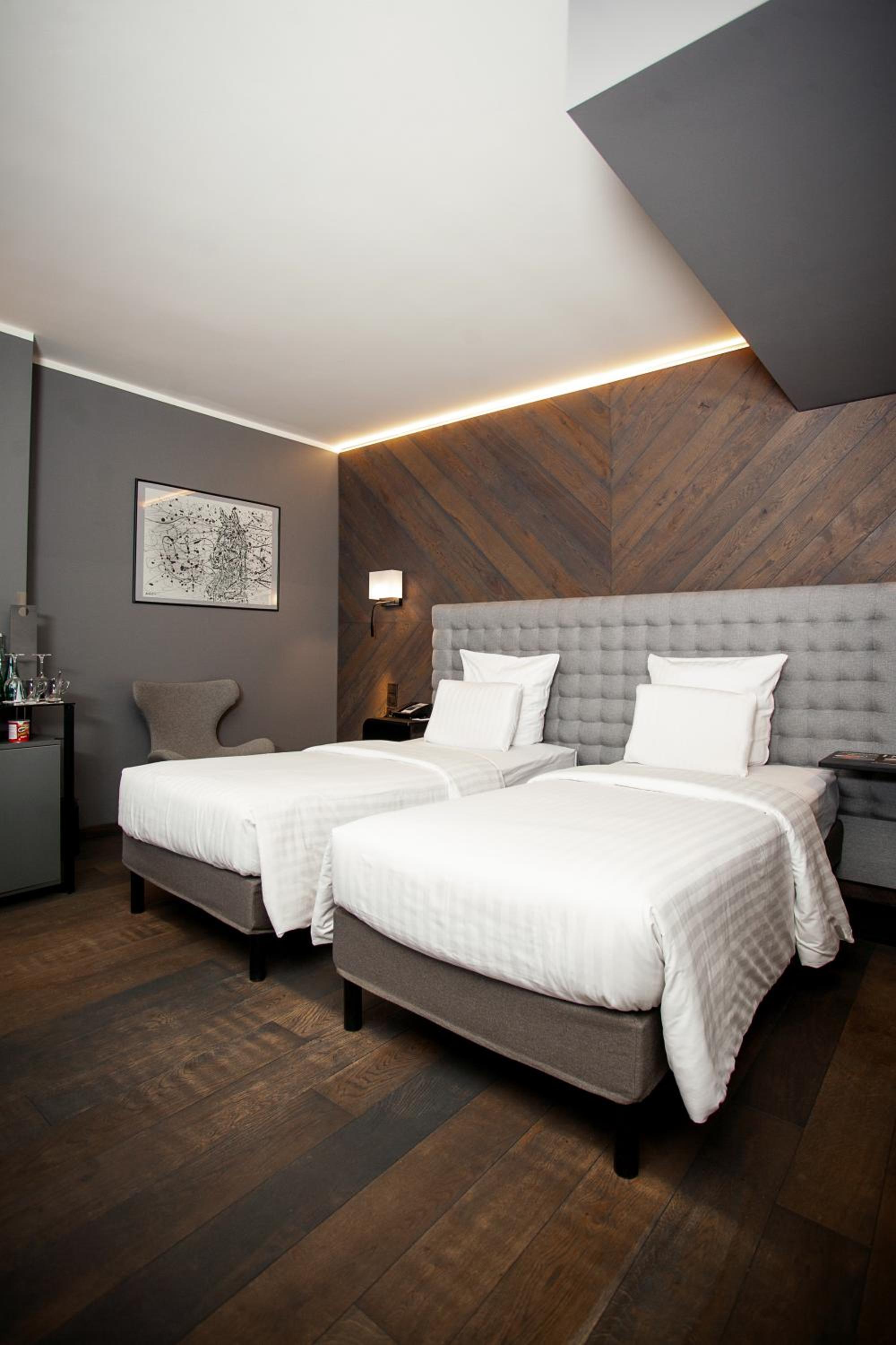 Superior Twin Room - Photo 1