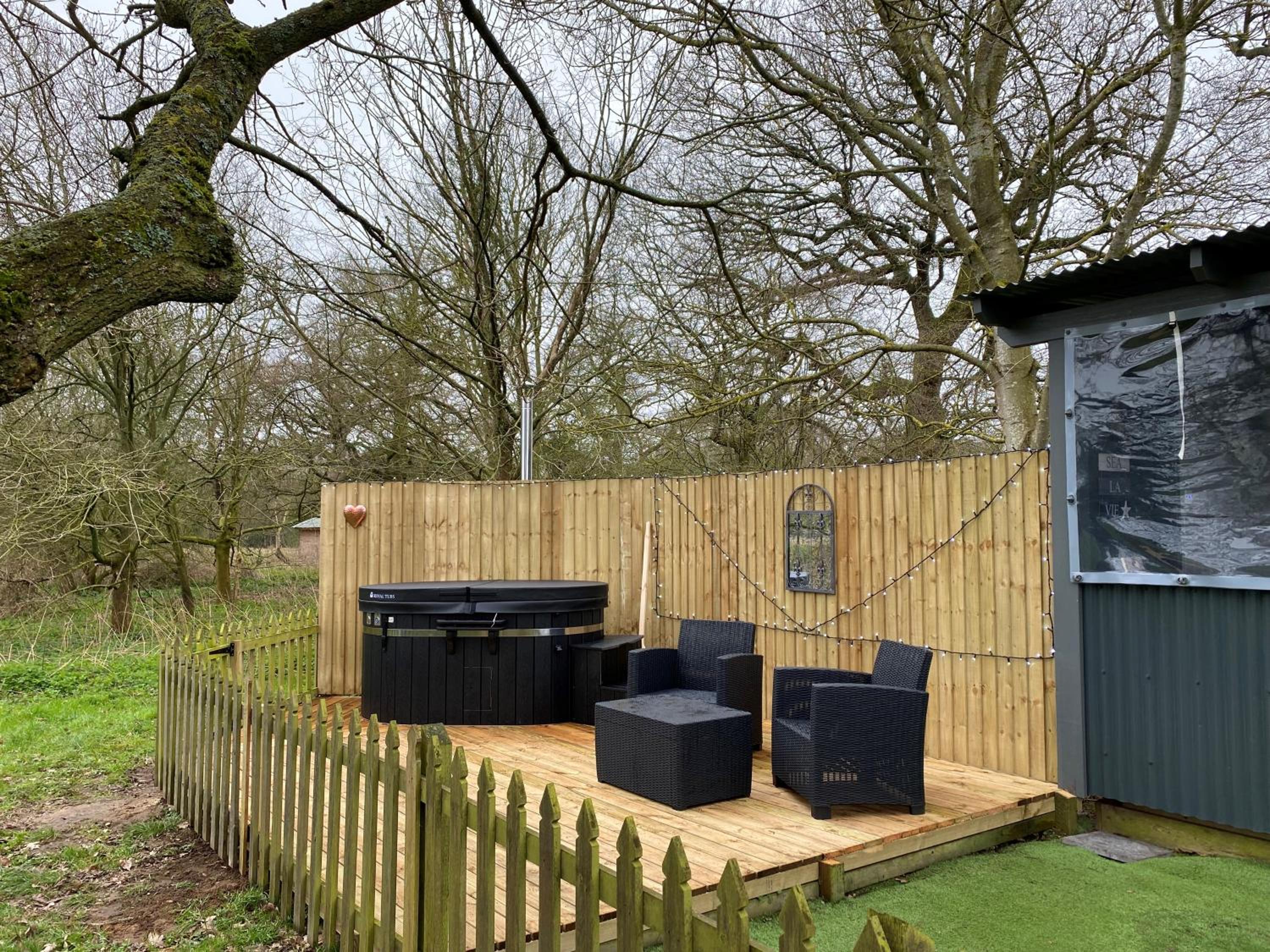 Whoa Stop - Shepherd Hut - Photo 10