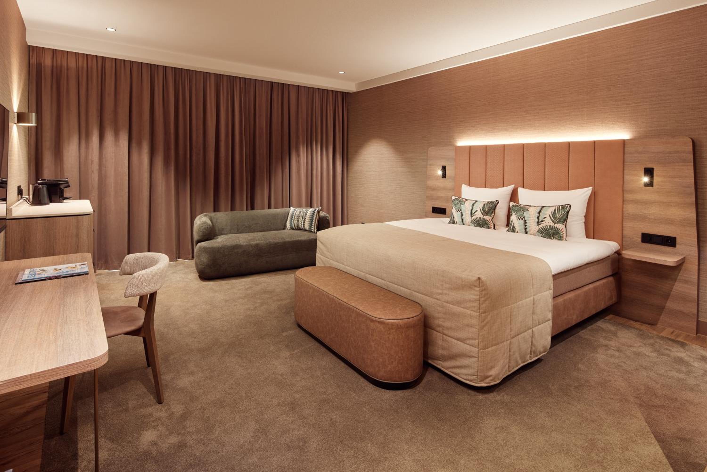 Deluxe Double Room with Parking view photo 1