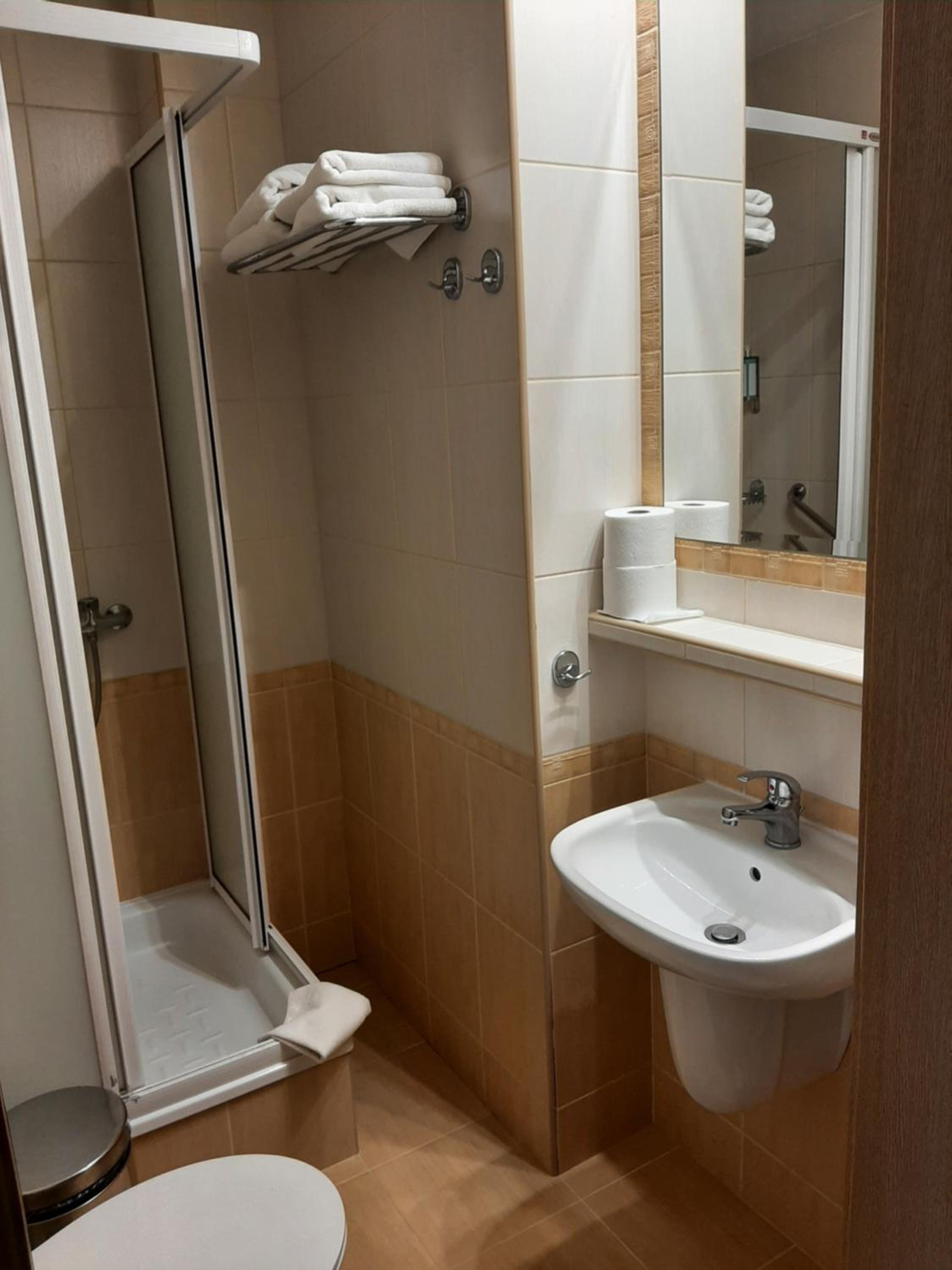 Triple Room - Photo 2