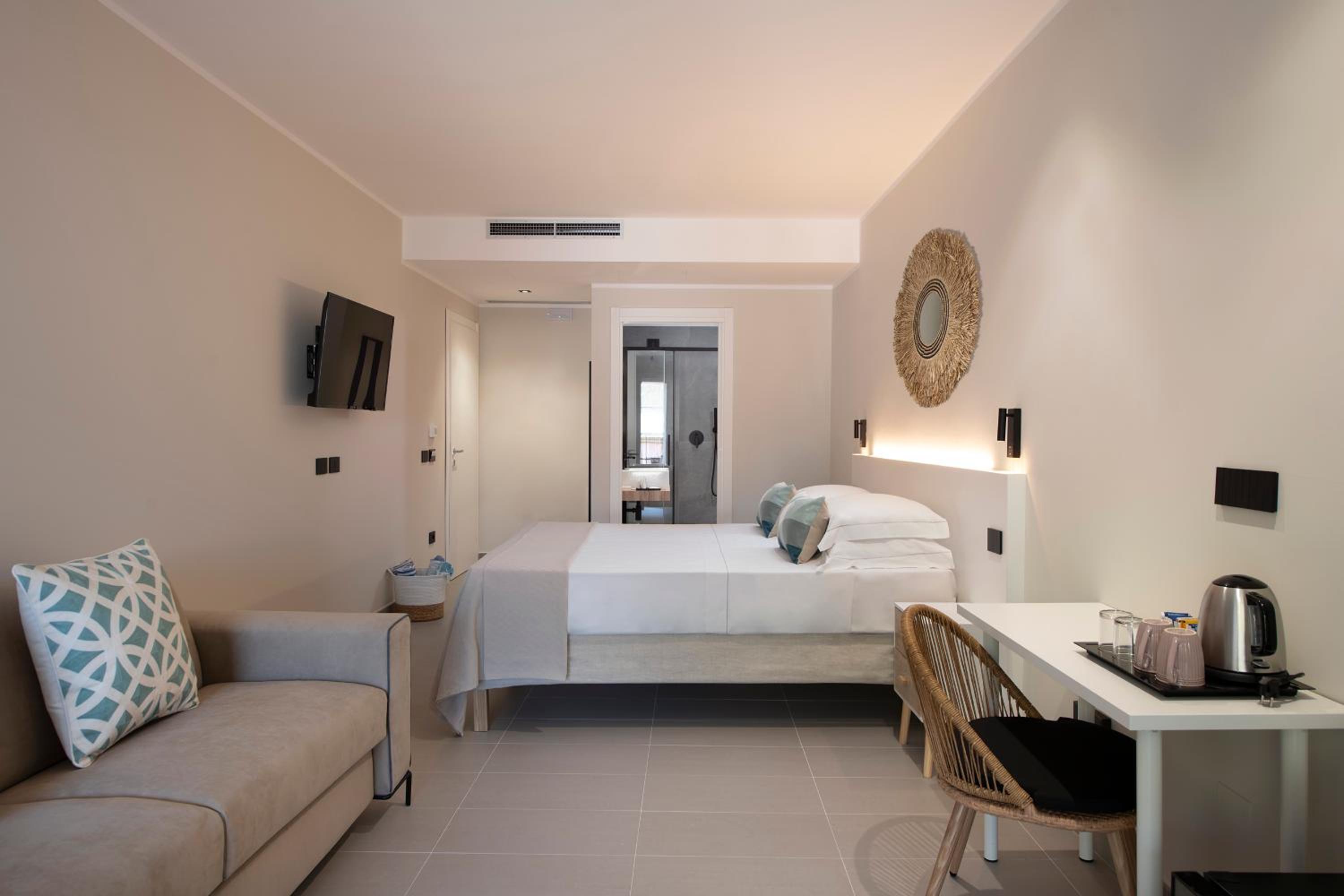Superior Double or Twin Room with Terrace