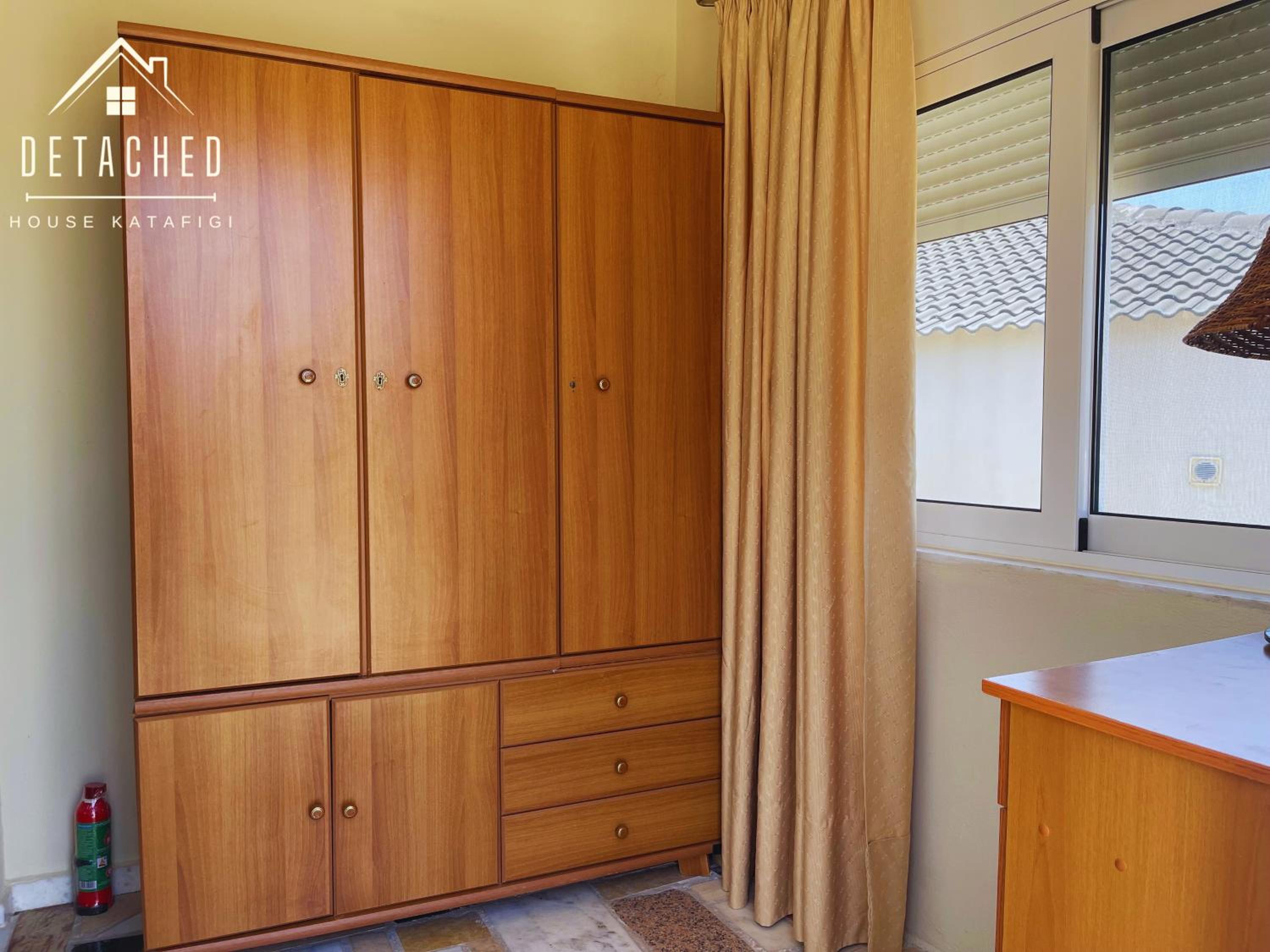 One-Bedroom House - Photo 8