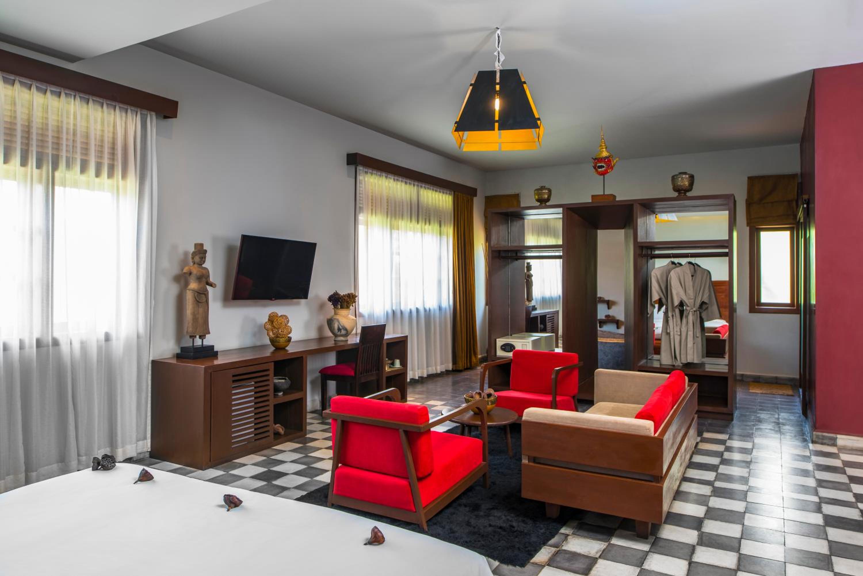 Sokkhak Suite photo 3