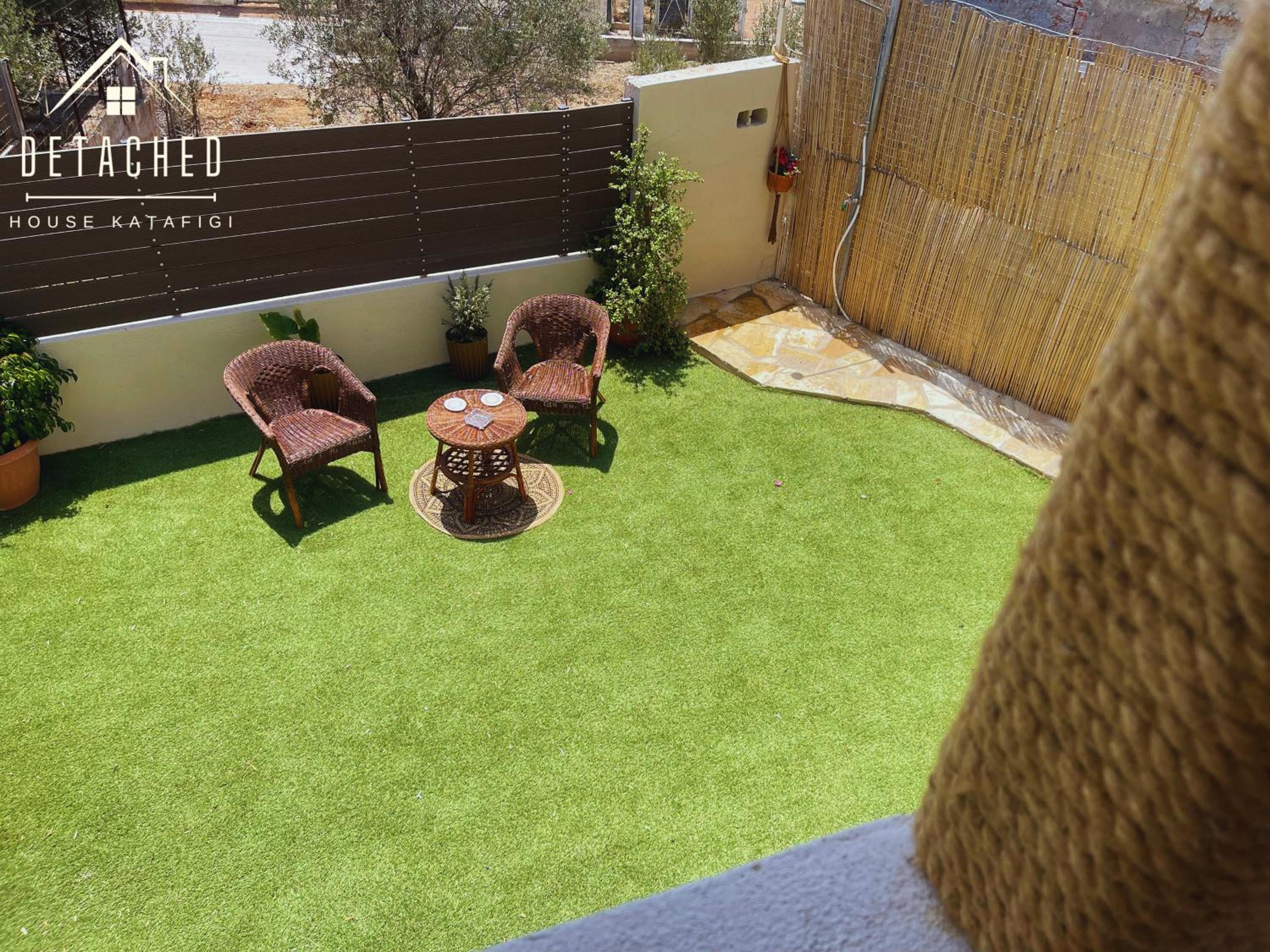 One-Bedroom House - Photo 4