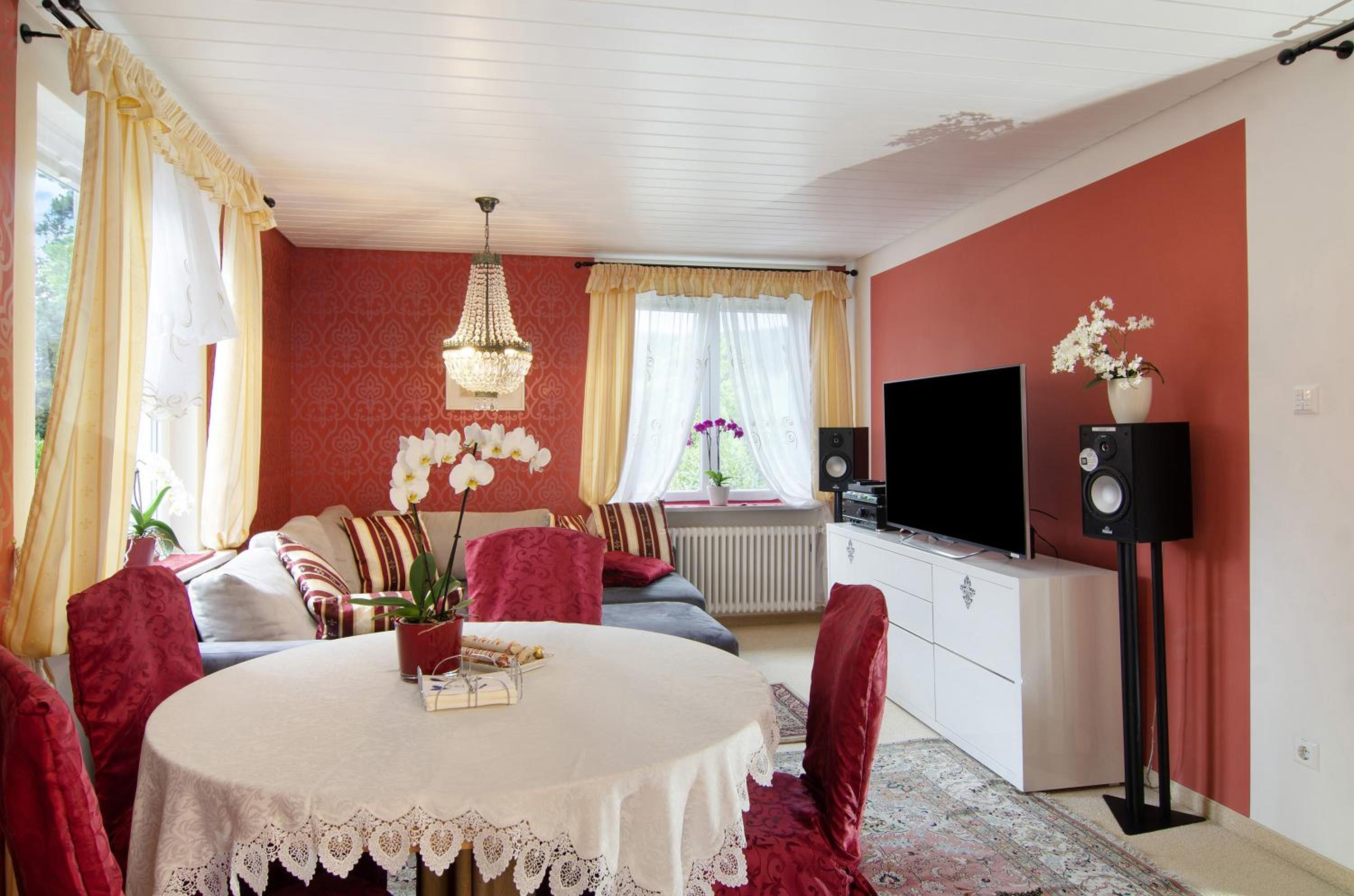 Superior One-Bedroom Apartment with Balcony - Photo 18
