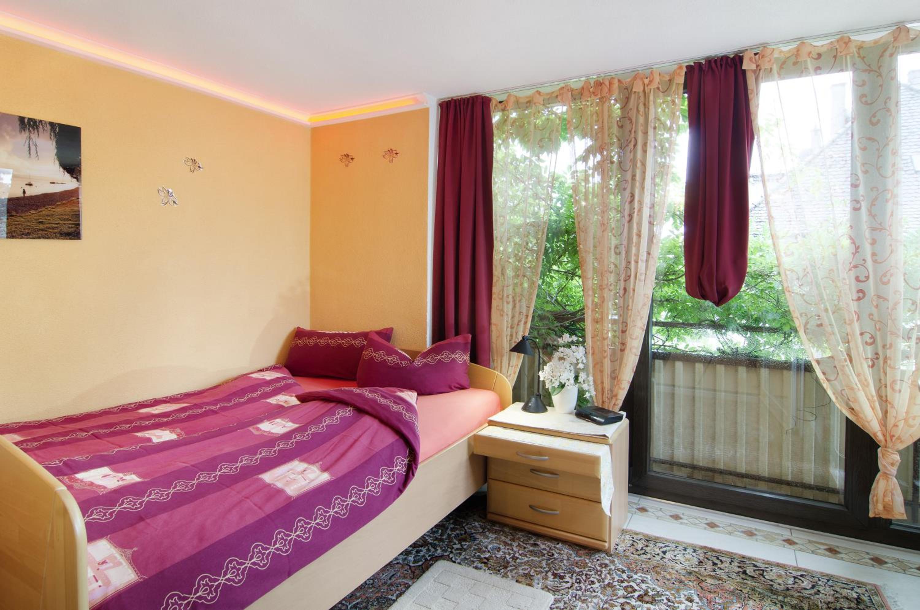 Superior One-Bedroom Apartment with Balcony - Photo 16