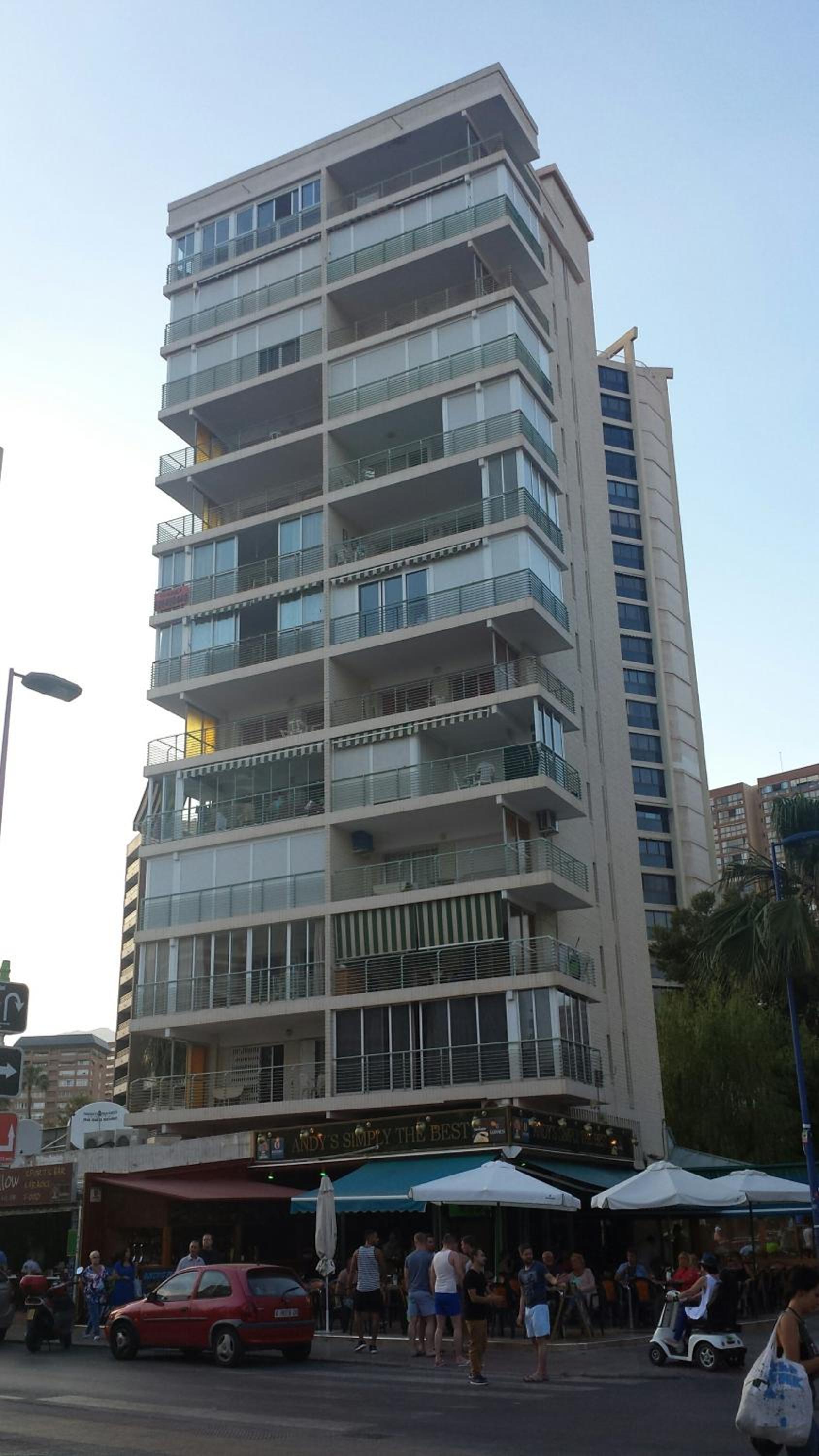 One-Bedroom Apartment