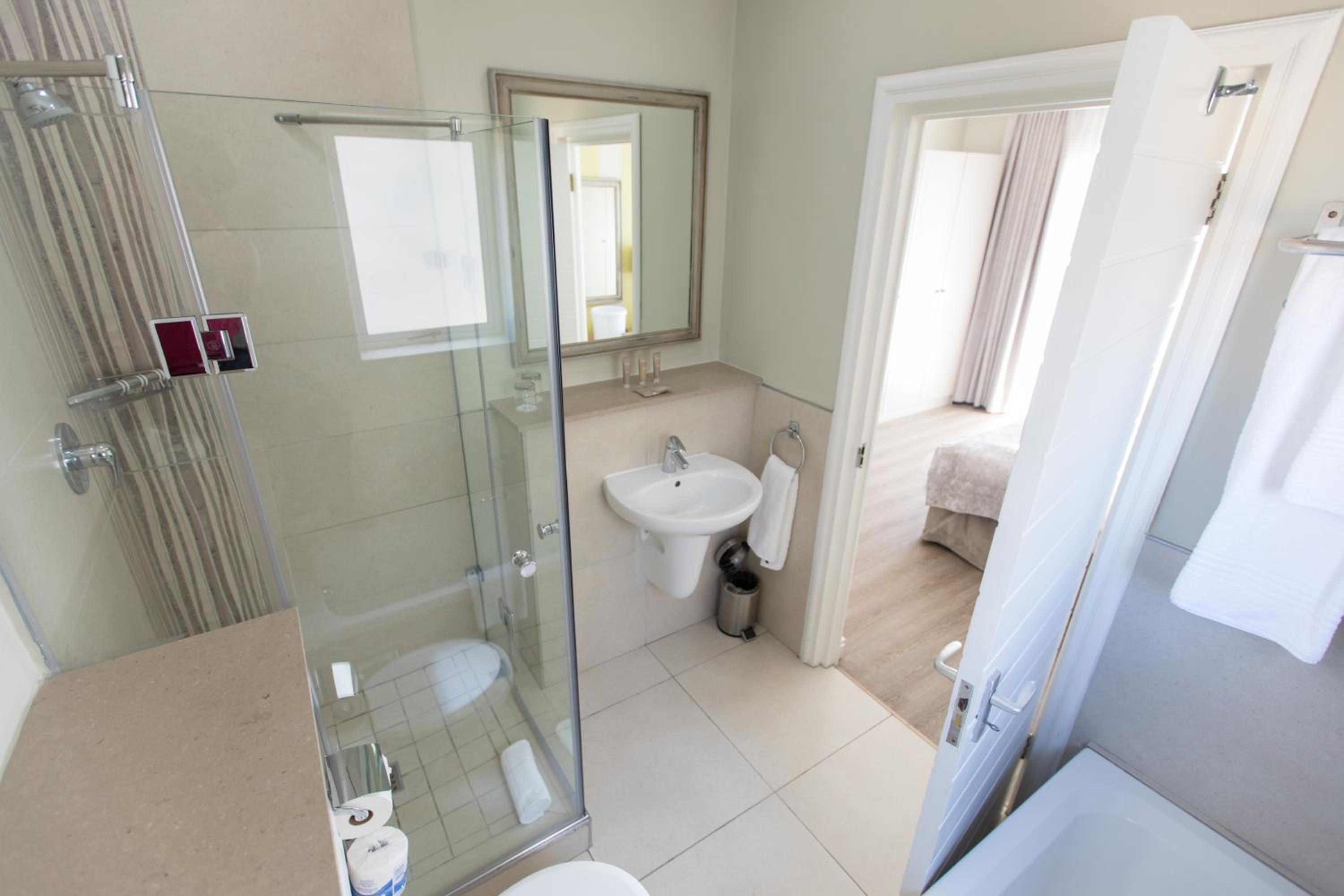 Deluxe Guest room, 2 Twin photo 2